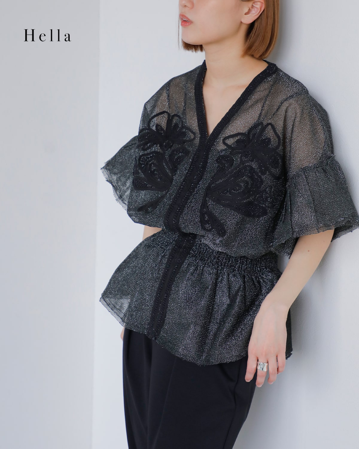 Hella(ヘラ)コットン シルバーラメ エンブロイダリー ブラウス “EMBROIDERY BLOUSE”h251-05
