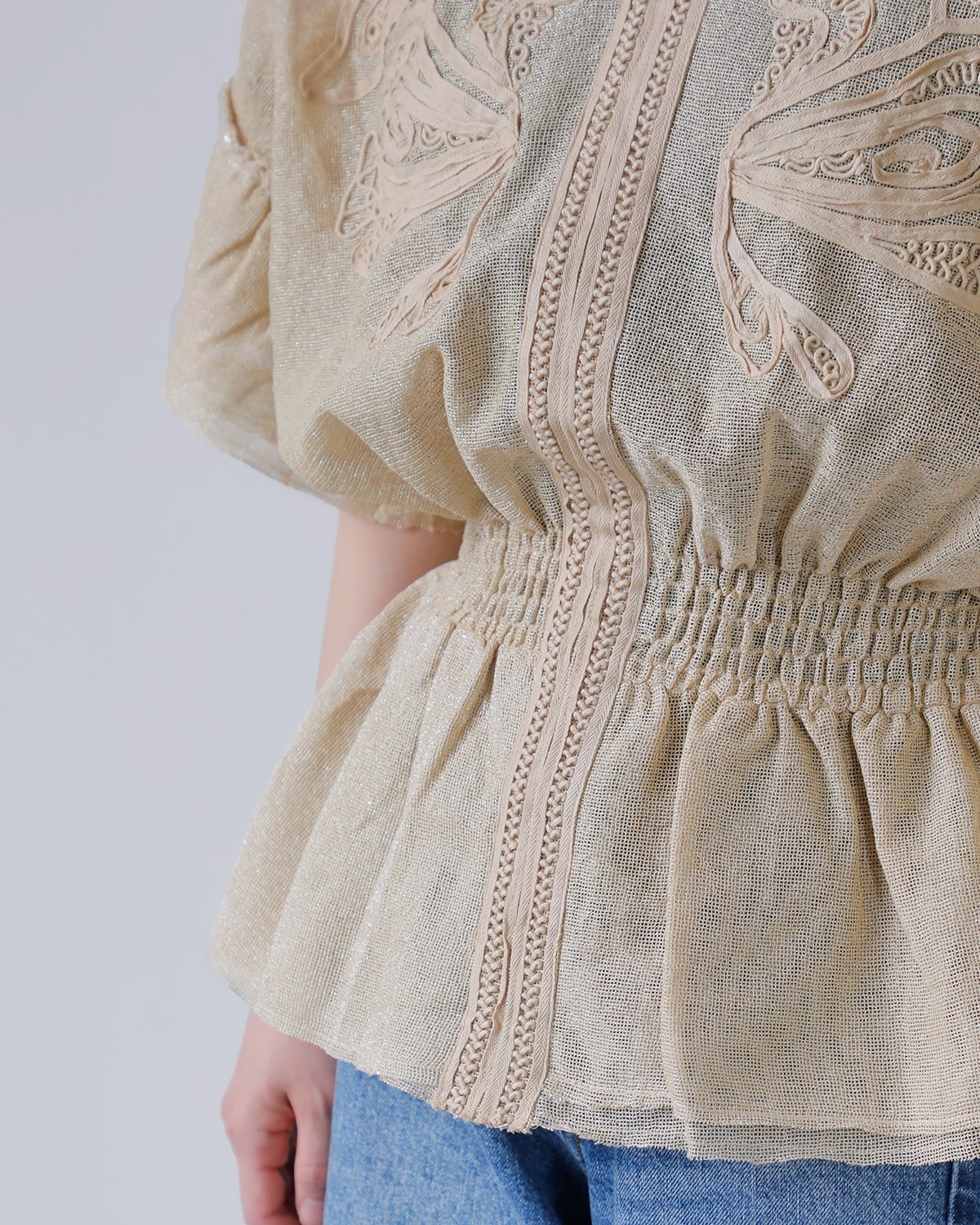 Hella(ヘラ)コットンシルバーラメエンブロイダリーブラウス “EMBROIDERY BLOUSE” h251-05