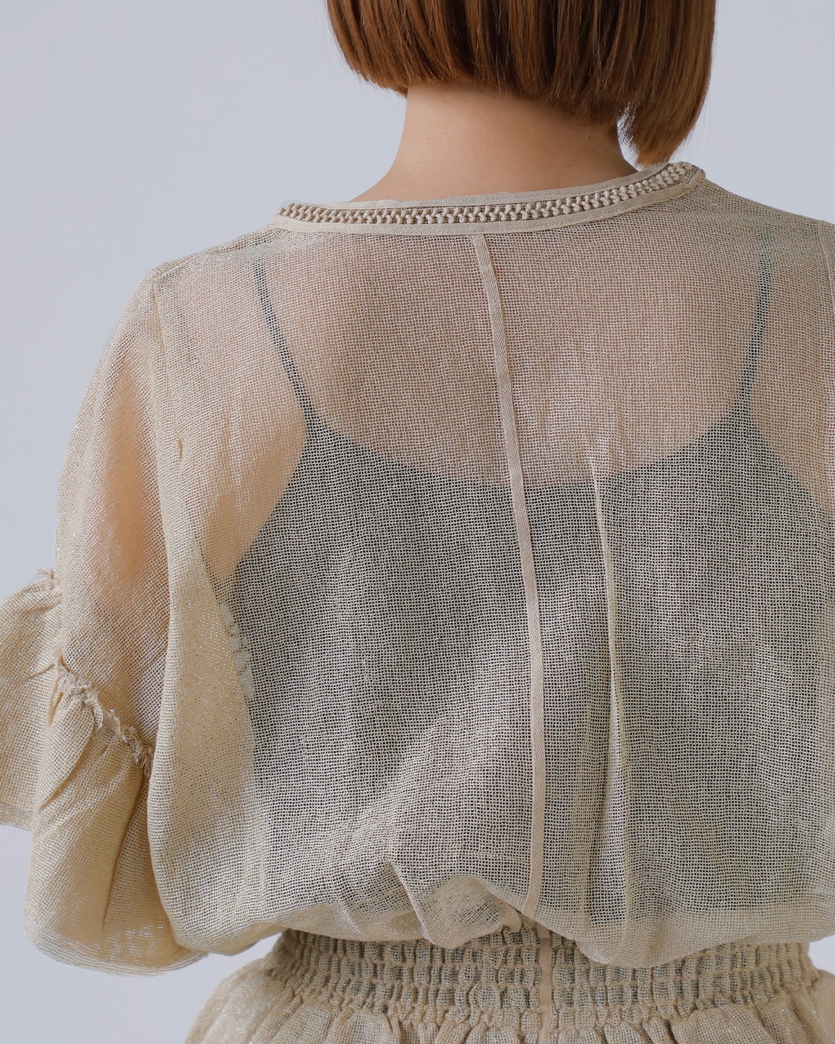 Hella(ヘラ)コットンシルバーラメエンブロイダリーブラウス “EMBROIDERY BLOUSE” h251-05
