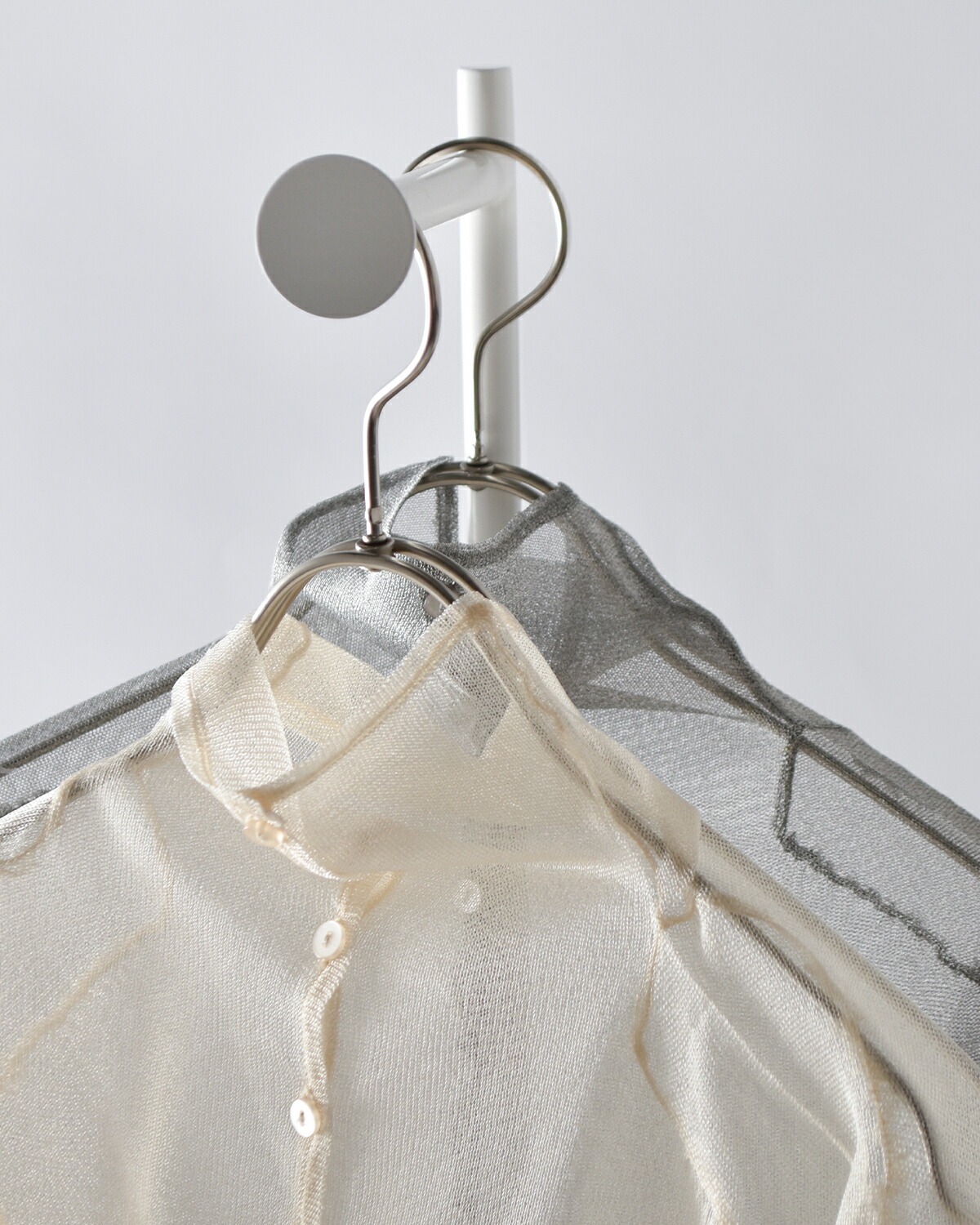 Hella(ヘラ)シアーハイネックカーディガン“SHEERHIGHNECKCARDIGAN”h251-35