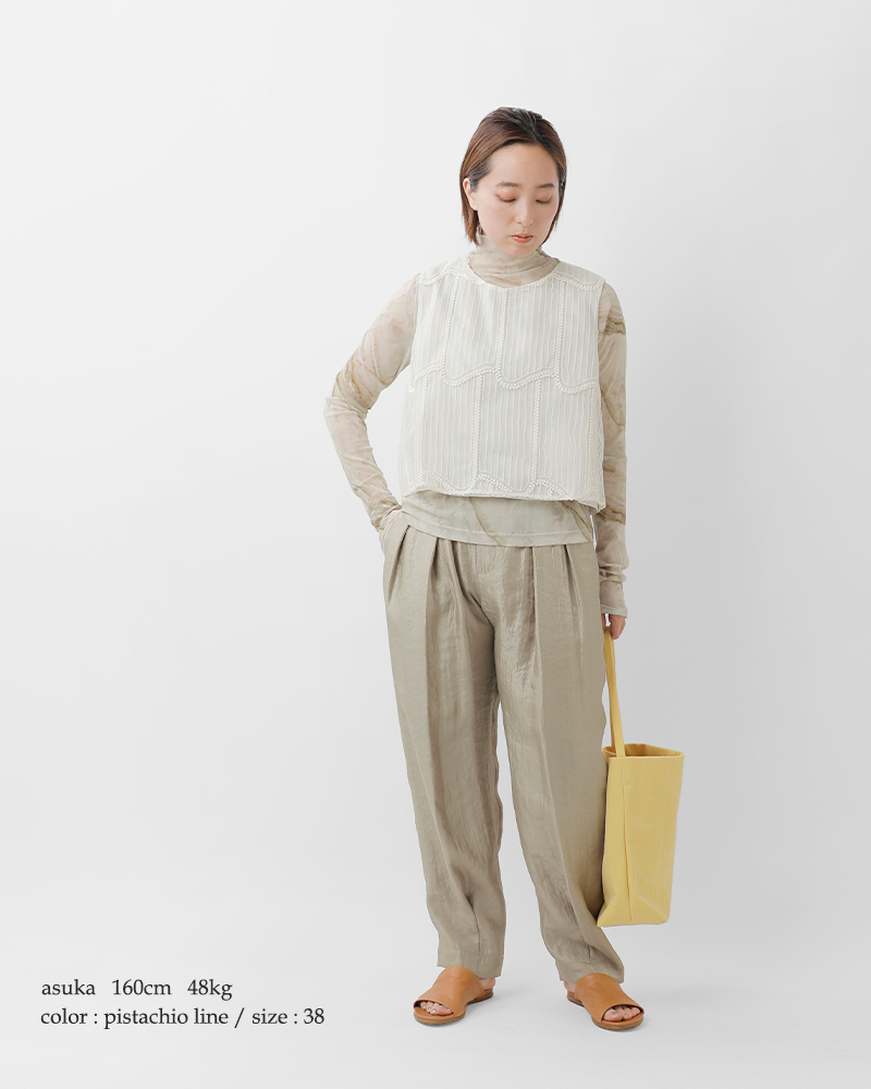 ma couleur(マ クルール)前後2wayチュールストーンプリントシースルーハイネックプルオーバーj-4707
