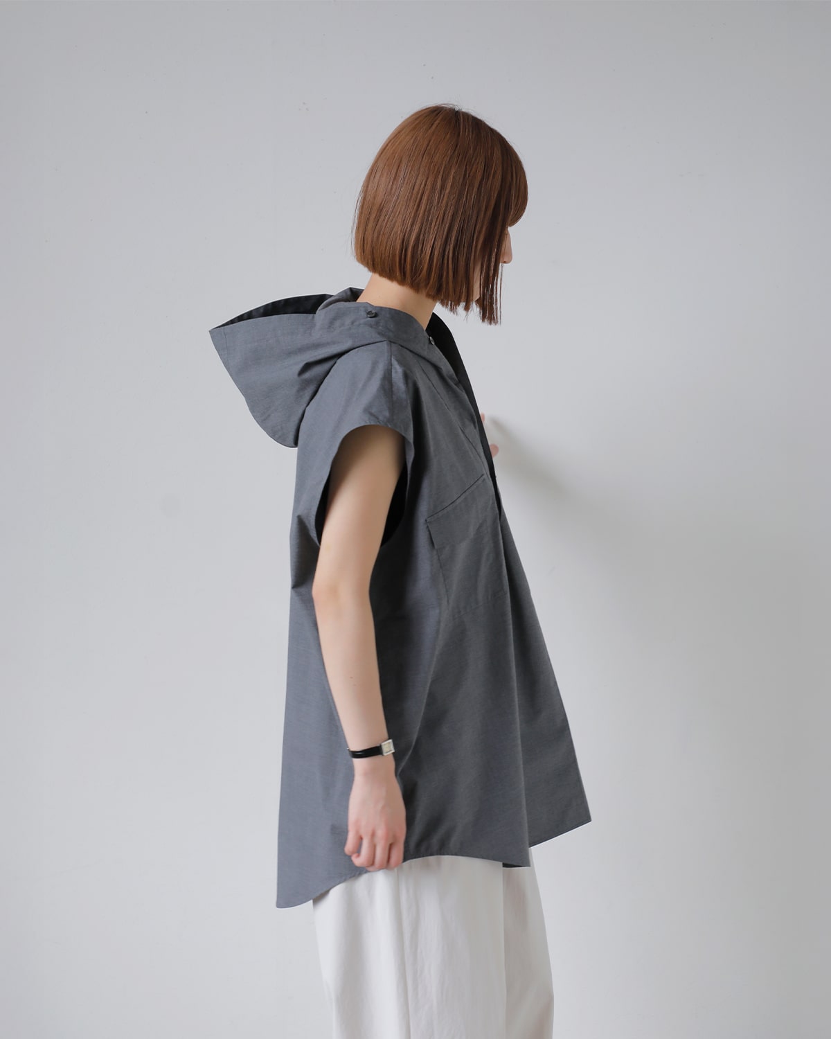 JUN MIKAMI(ジュンミカミ)テクナコットンフードノースリーブシャツ jm-25ss-5-j