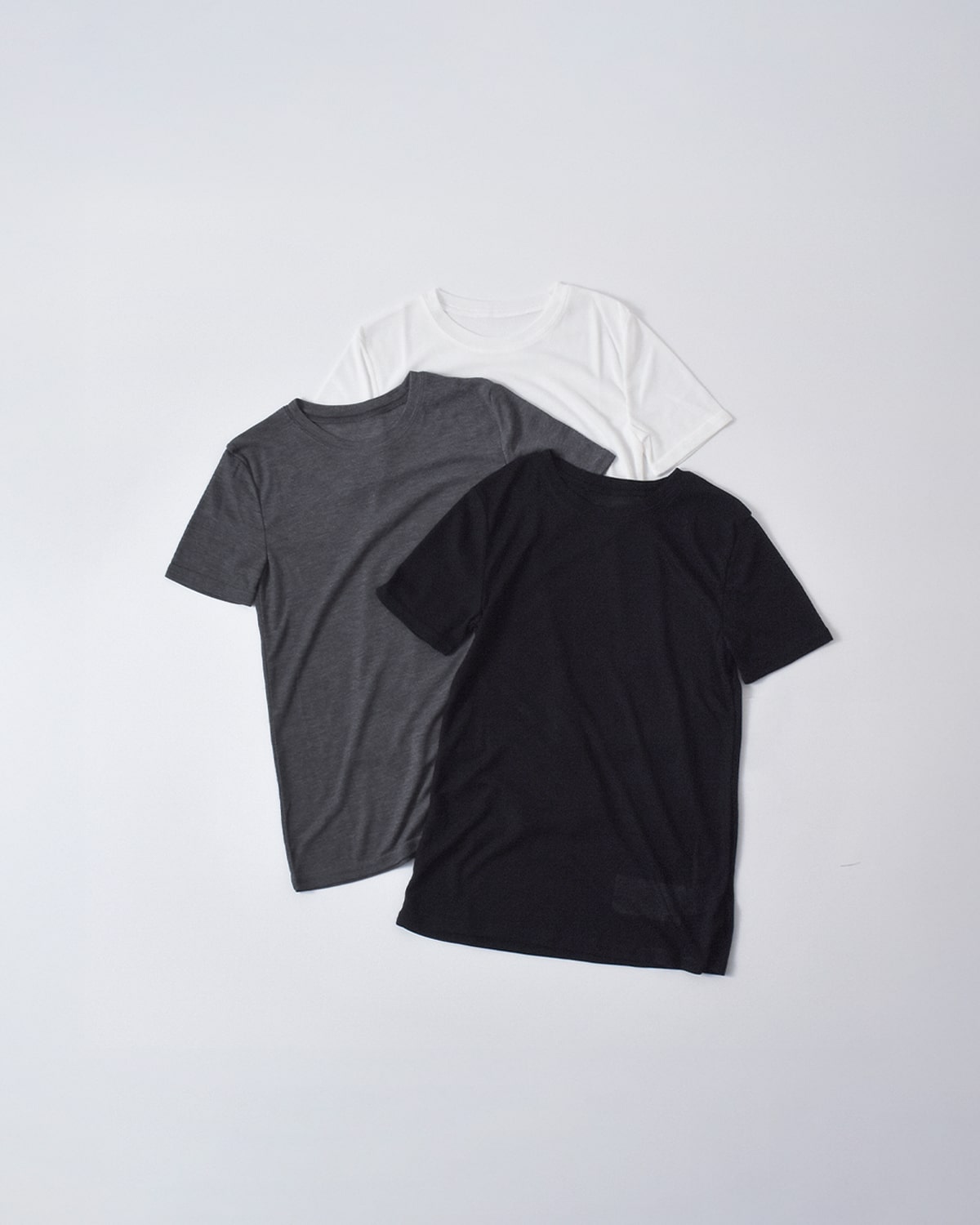 kiehtova(キエトヴァ)シアートップス半袖Tシャツ “SHEER TOPS” ktwr25