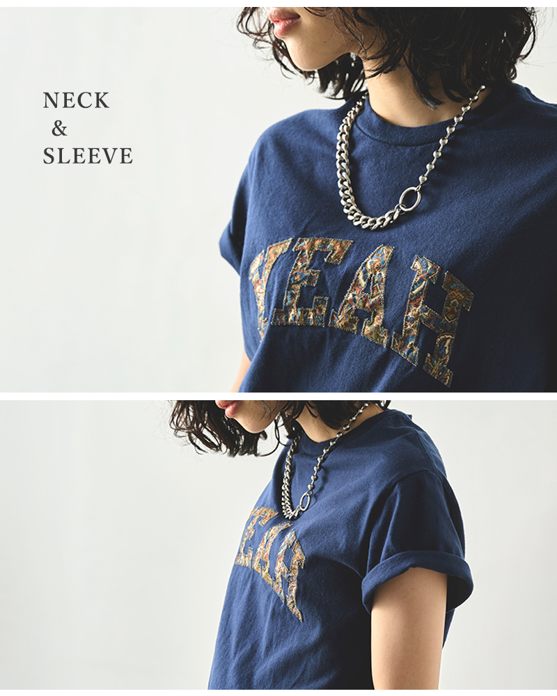kha:ki(カーキ)ドライタッチコットン天竺ロゴ刺繍Tシャツ“EMBROIDERYTEEYEAH”mil25hcs3439