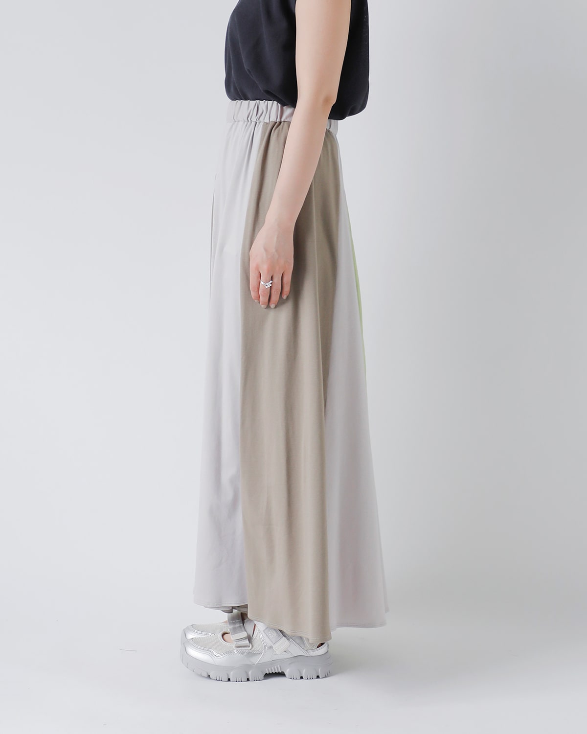 MARECHAL TERRE(マルシャルテル)コットンスムース布帛異素材切替カラーブロックスカート zmt252sk126