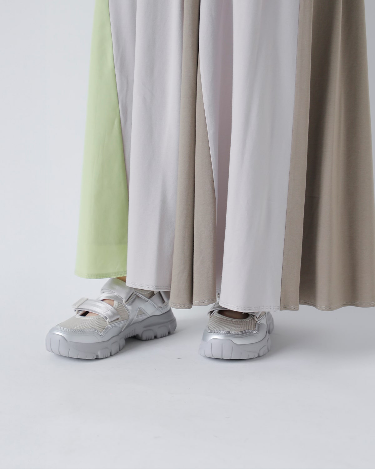 MARECHAL TERRE(マルシャルテル)コットンスムース布帛異素材切替カラーブロックスカート zmt252sk126