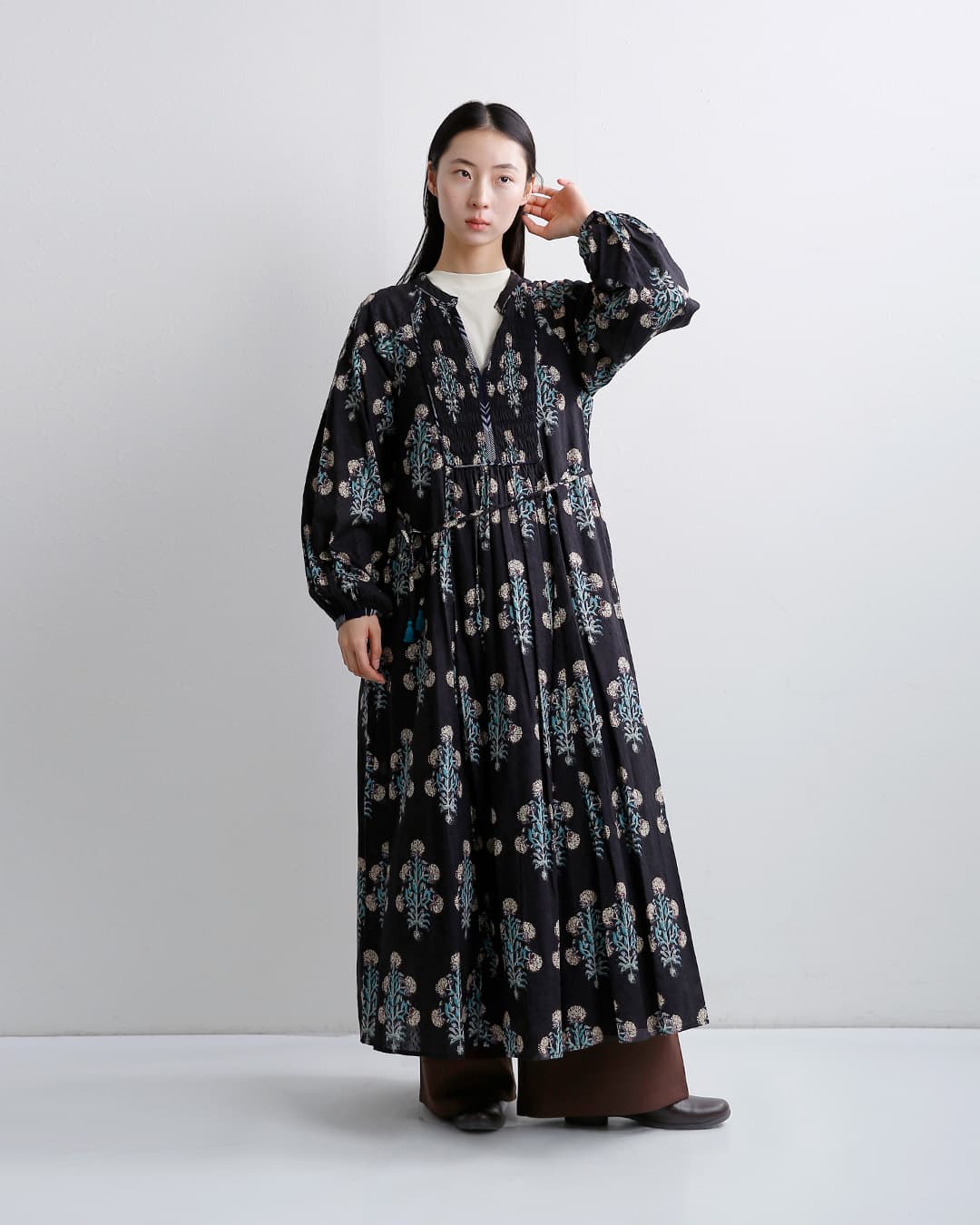 ne Quittez pas(ヌキテパ)コットンジャガード マリーゴールドプリント シャーリング ワンピース Cotton Jacquard Marigold Print Shirring Dress 010400cf1