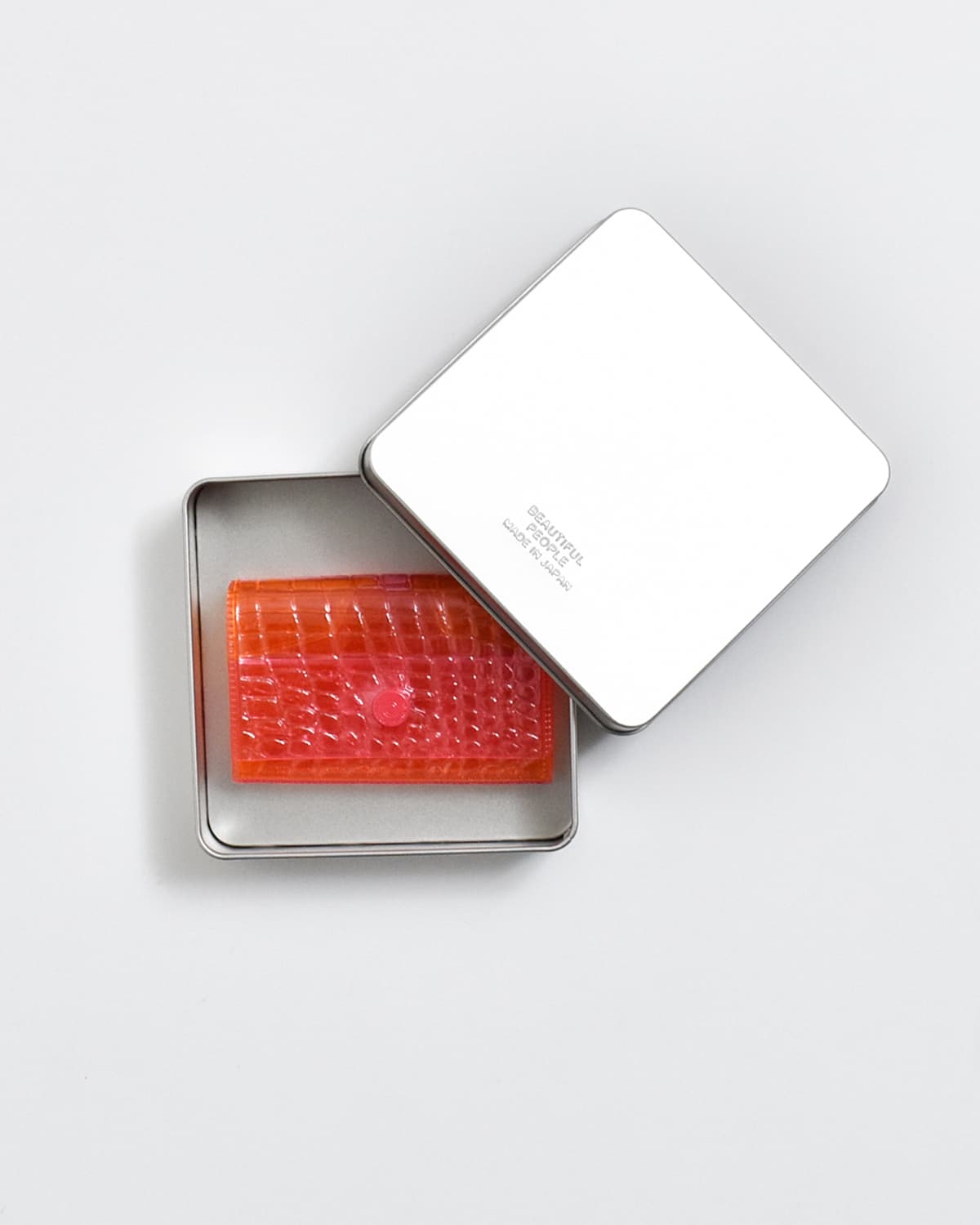 beautiful people(ビューティフルピープル)PVC スケルトン エンボス カードコインケース nothing to hide vinyl card coin case 1646512000