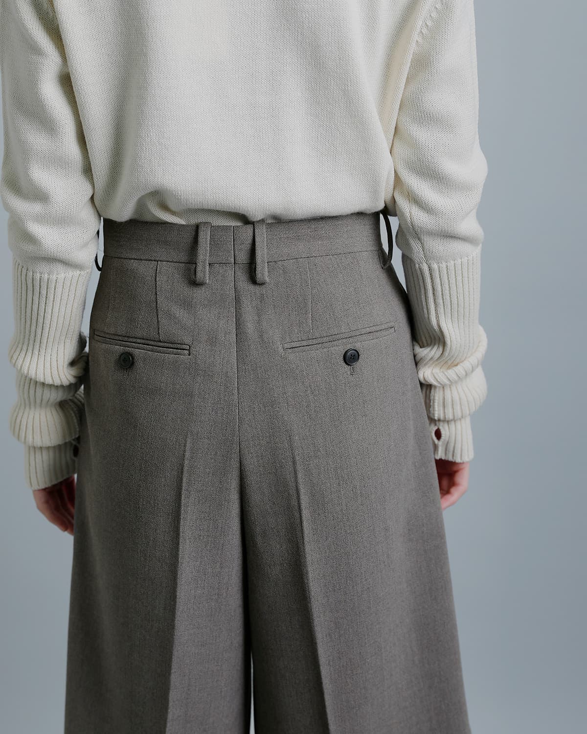 YLEVE���t�E�[�� �L�����b�g�p���c ROUGH WOOL CULOTTE 168-6240042
