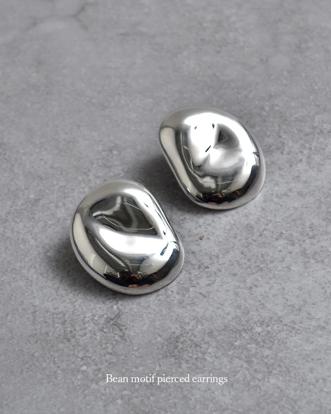 JAMIRAYビーンモチーフ オーバルピアス Bean motif pierced earrings 252-270117