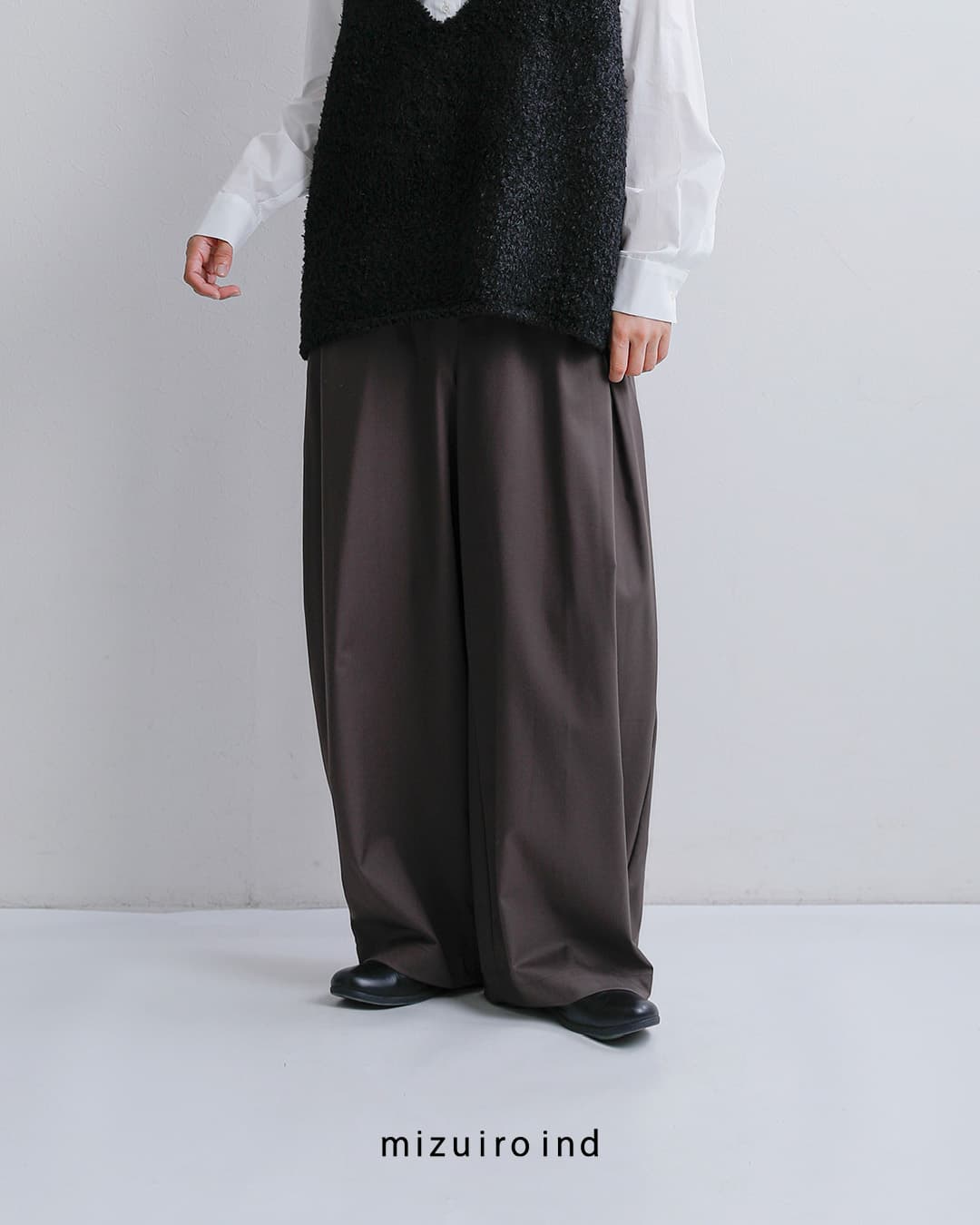 mizuiro indディープ タック パンツ 3-260105