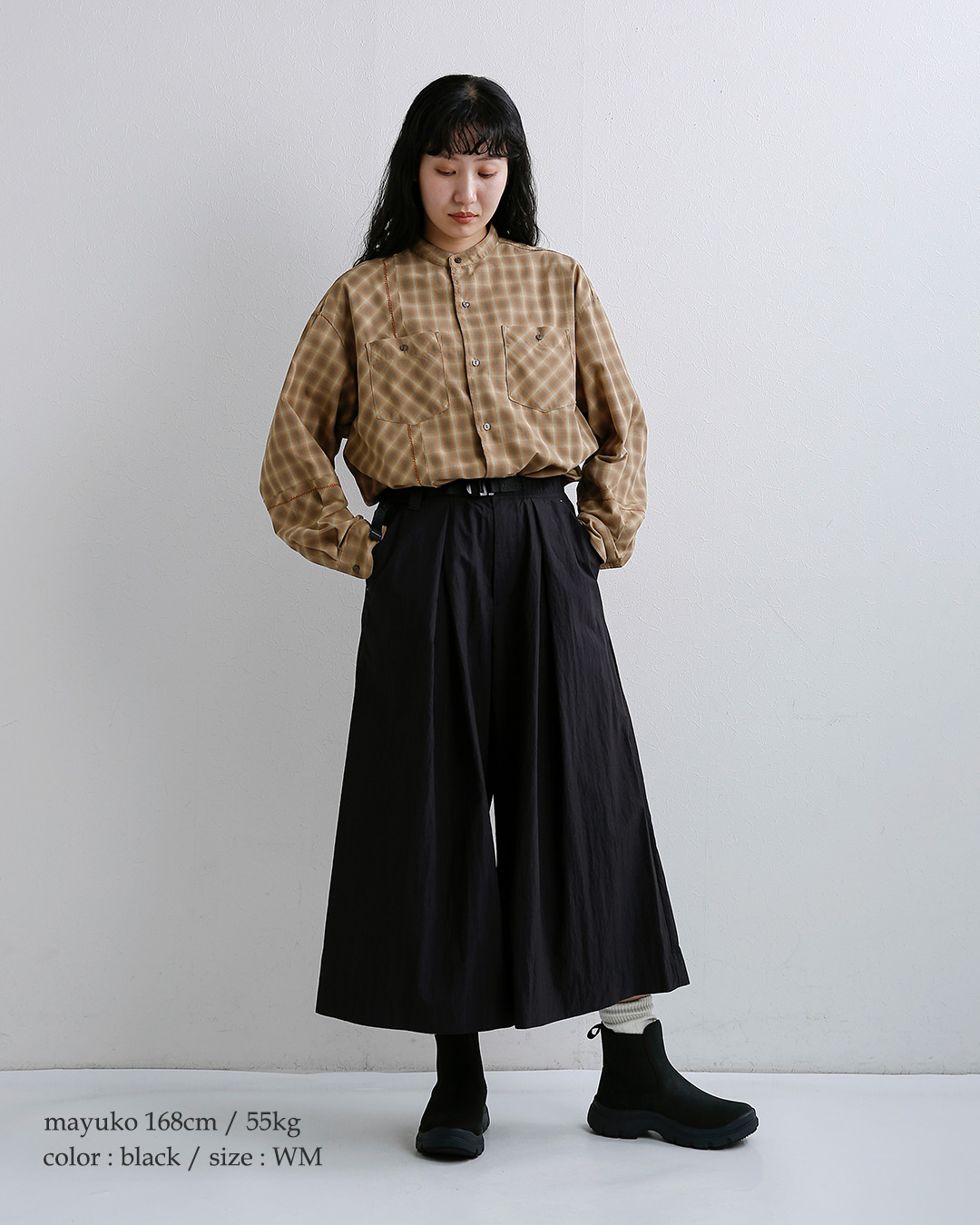 and wanderコットン タックパンツ tuck pants 574-6282075