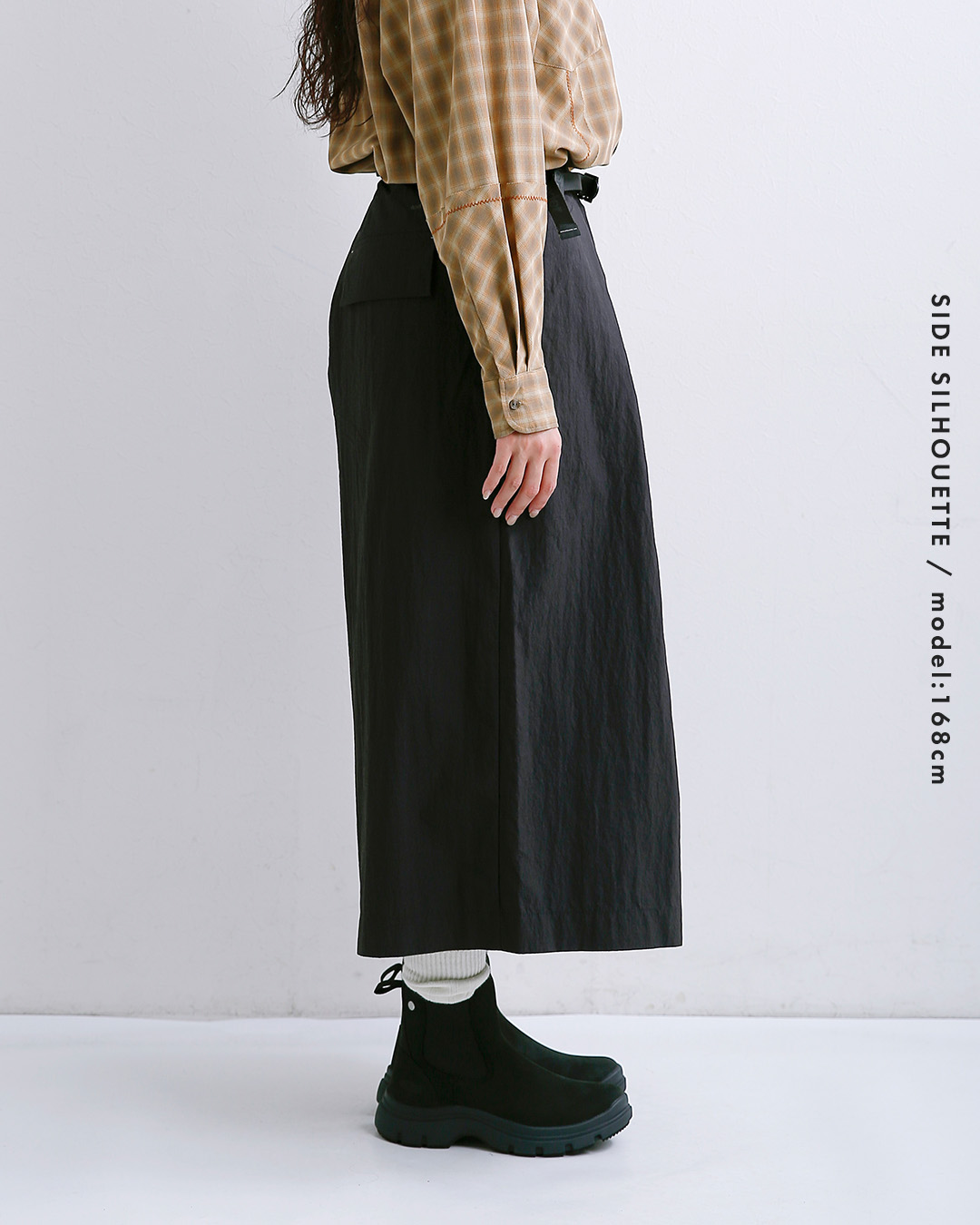 and wanderコットン タックパンツ tuck pants 574-6282075