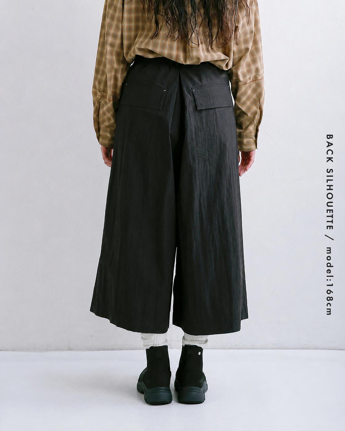 and wanderコットン タックパンツ tuck pants 574-6282075