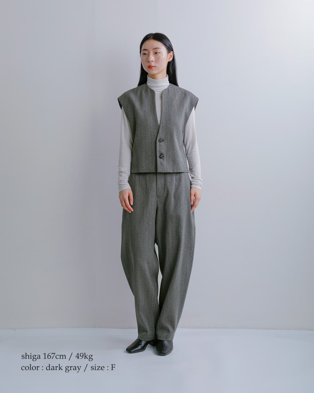 LOEFF(ロエフ)ウールダブルクロス スリットベスト 8825-2-000005