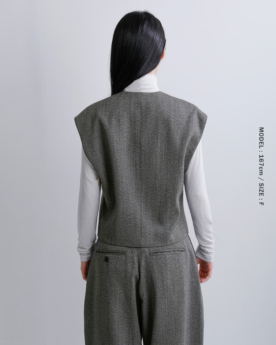 LOEFF(ロエフ)ウールダブルクロス スリットベスト 8825-2-000005