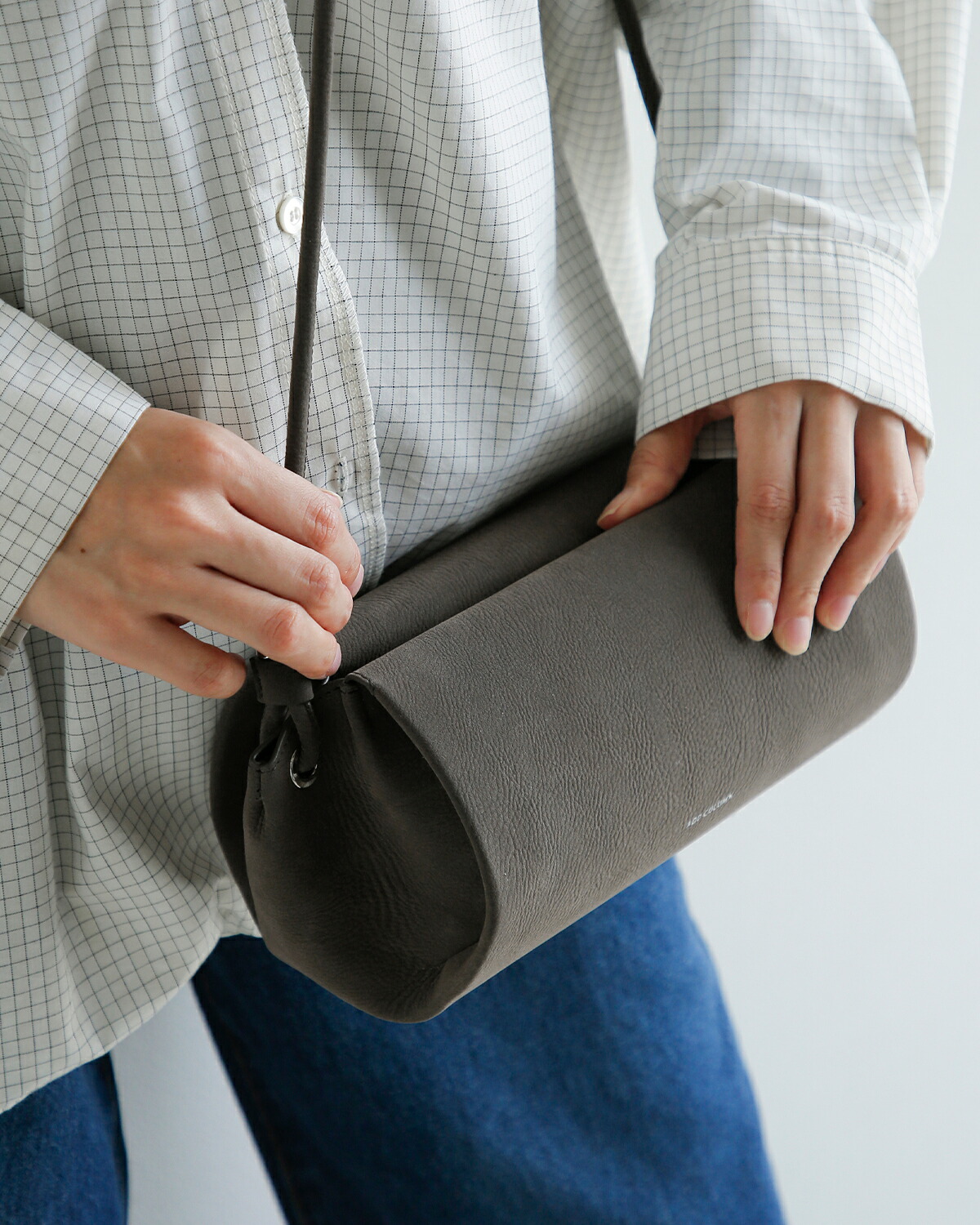 ADD CULUMN(アドカラム)ヌバック 2way ショルダー バッグ PAGE SHLD NUBUCK a26w01b520