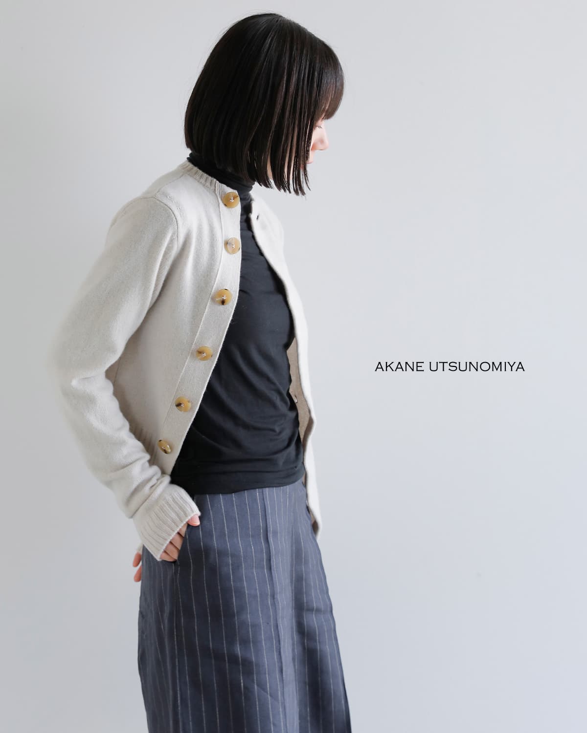 AKANE UTSUNOMIYA(アカネウツノミヤ)スーパーファインラムズウール カシミヤ アシンメトリー ジャケット akes-017