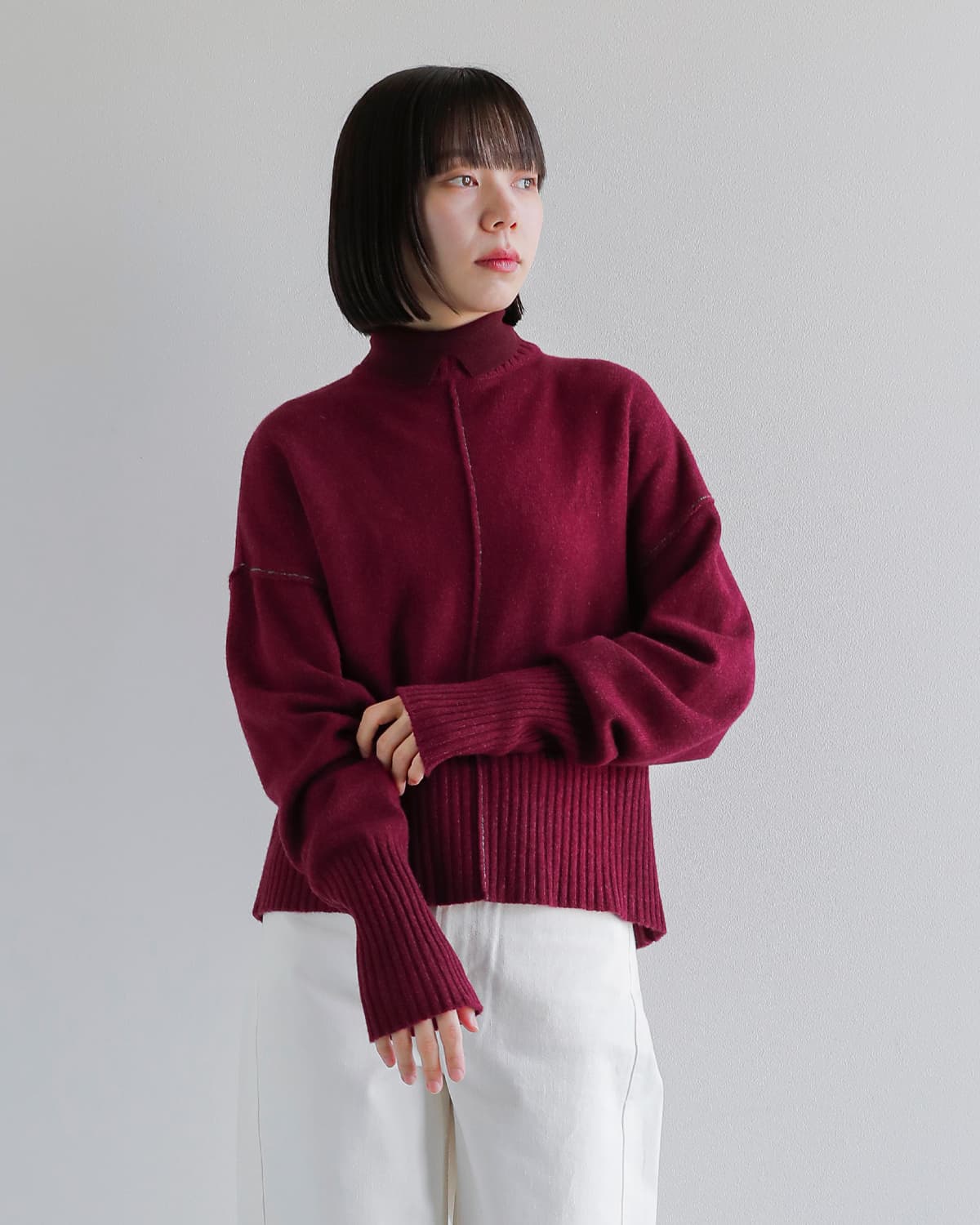 AKANE UTSUNOMIYA(アカネウツノミヤ)ラムズウールカシミヤ配色レイヤードカラー ニットセーター akes-018