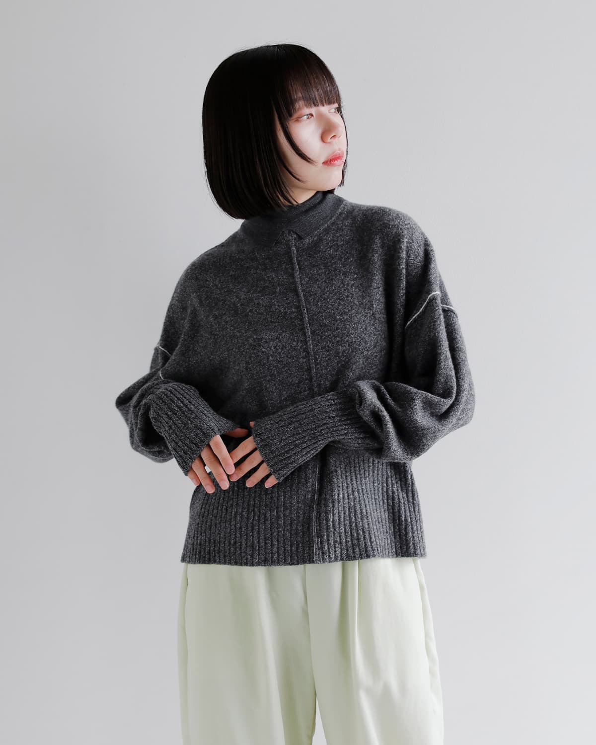 AKANE UTSUNOMIYA(アカネウツノミヤ)ラムズウールカシミヤ配色レイヤードカラー ニットセーター akes-018