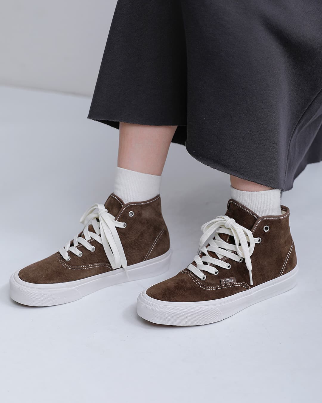 Vansオーセンティック スエード ハイカット スニーカー Authentic HI 2.0 authentic-hi-same1