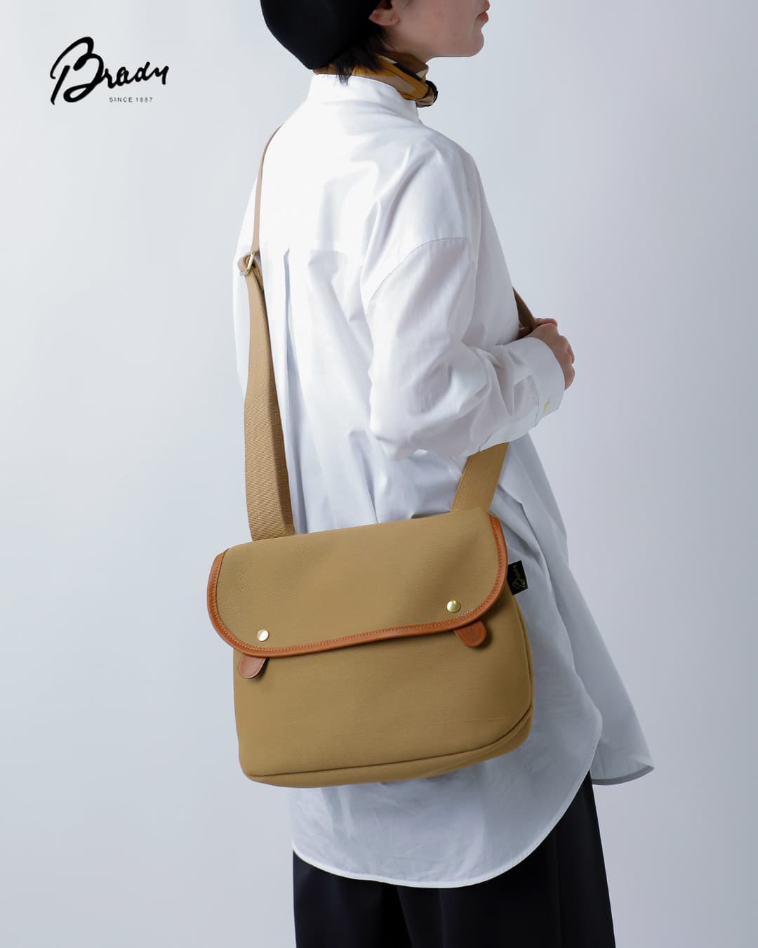 Brady(ブレディ)ツイル ショルダーバッグ AVON avon-bag