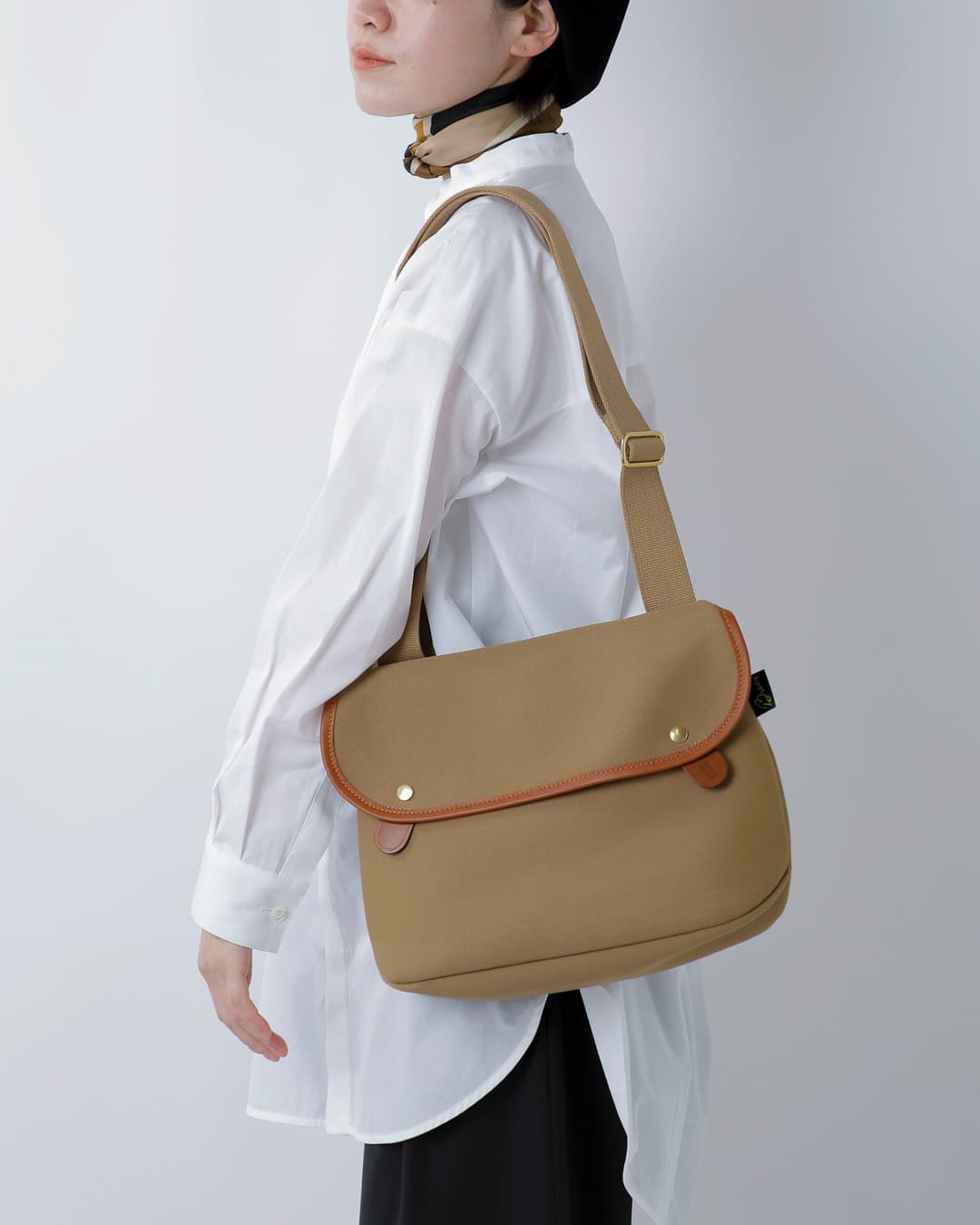 Brady(ブレディ)ツイル ショルダーバッグ AVON avon-bag