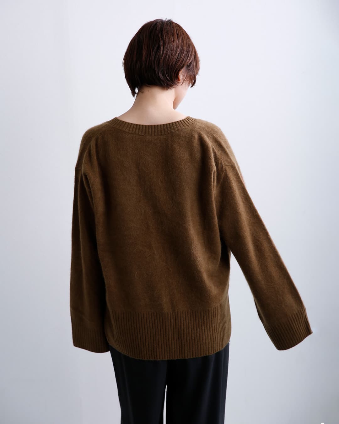 C.T.plageRWSウール ブラッシュ加工 Vネック ニットセーター ct26319