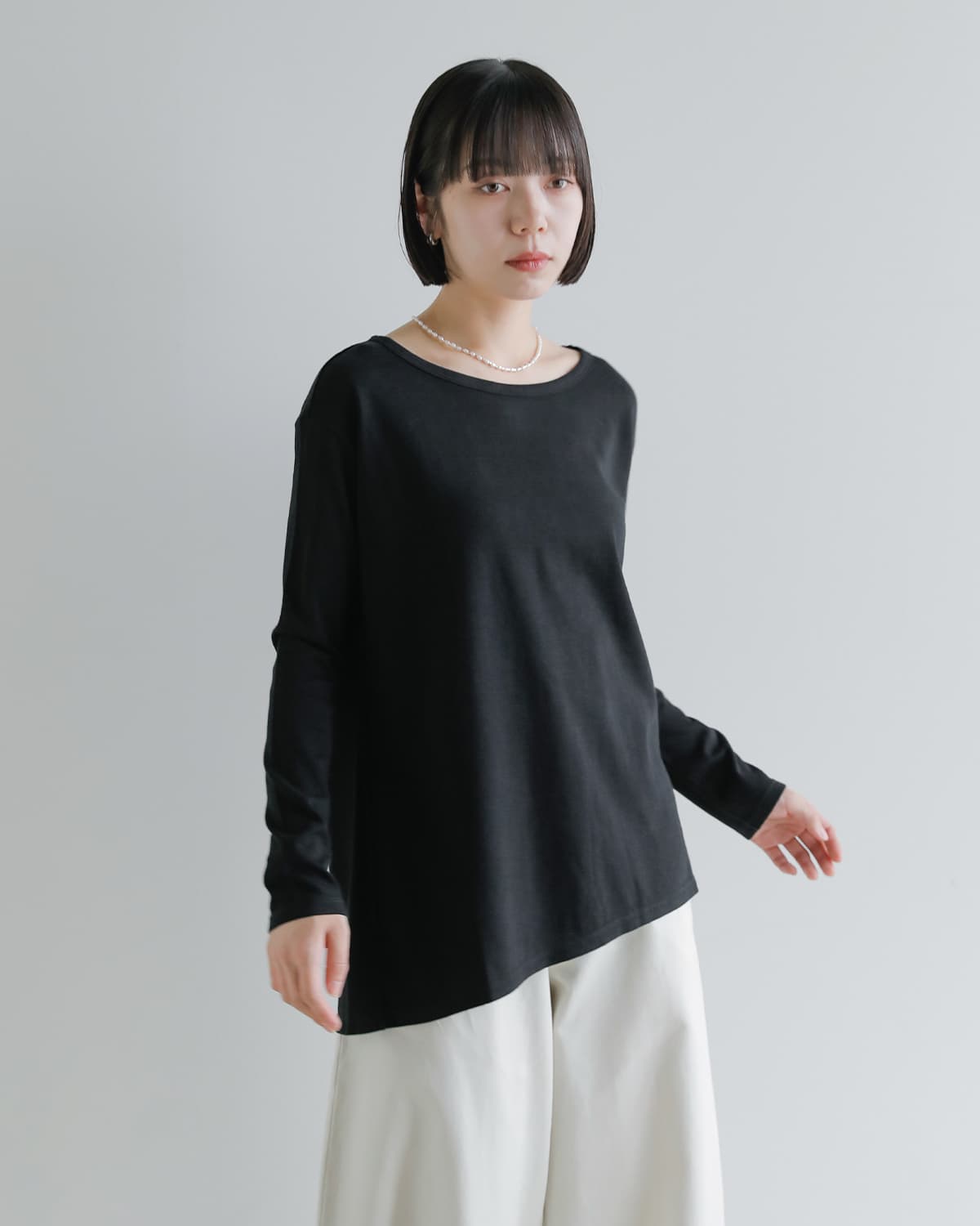Studio Doe(スタジオドー)アシンメトリカル テクスチャード プルオーバー Asymmetrical Textured Pullover dn-261olt03
