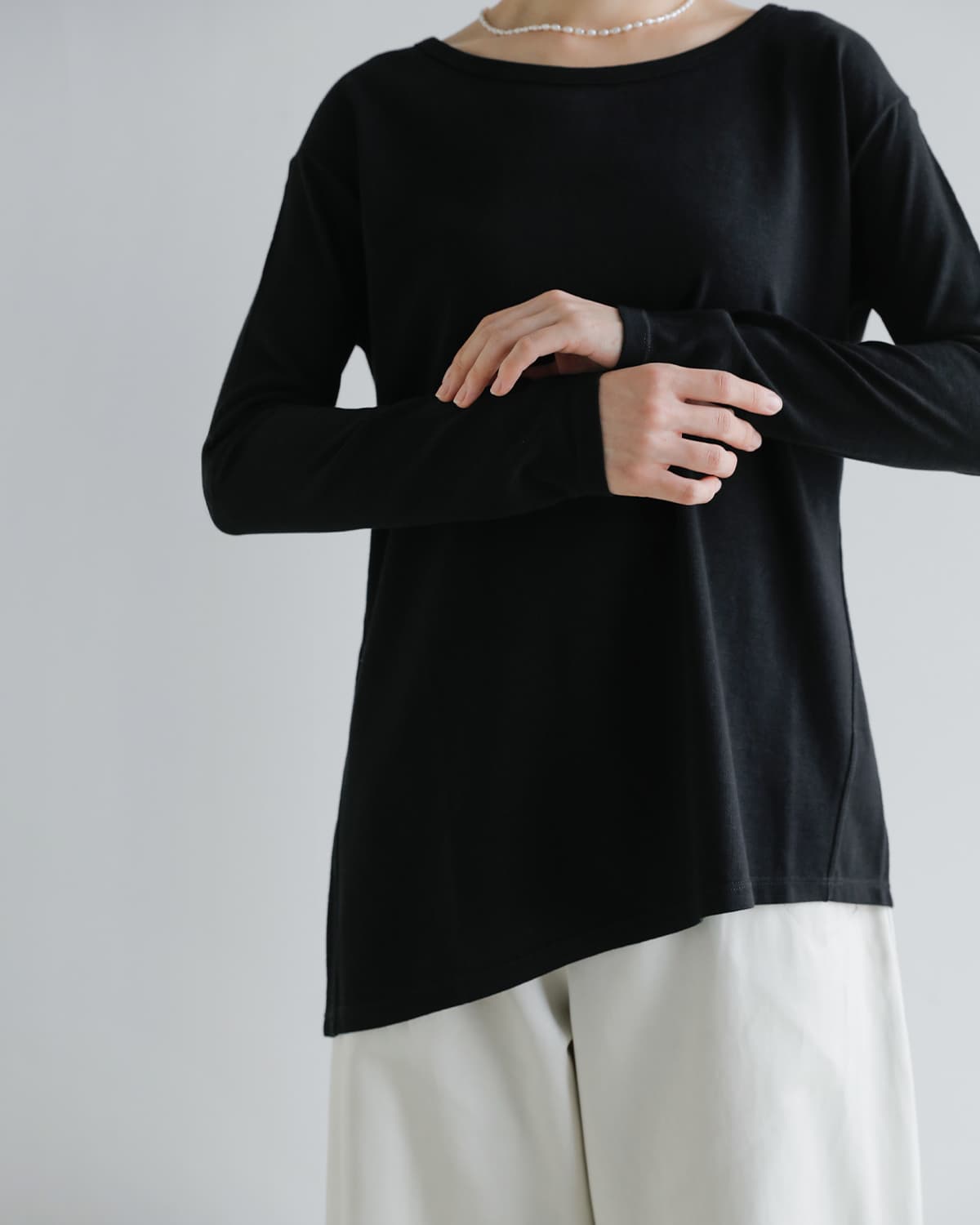 Studio Doe(スタジオドー)アシンメトリカル テクスチャード プルオーバー Asymmetrical Textured Pullover dn-261olt03