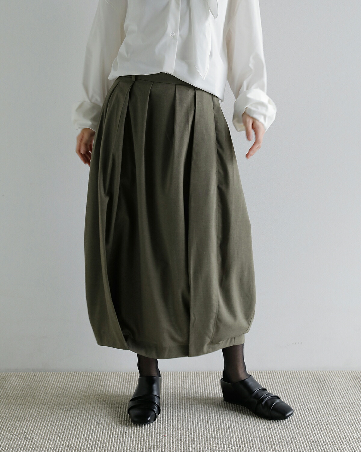 Studio Doe(スタジオドー)ペタル ワイド プリーツ ロング スカート Petal Wide Pleated Long Skirt dn-264blk31