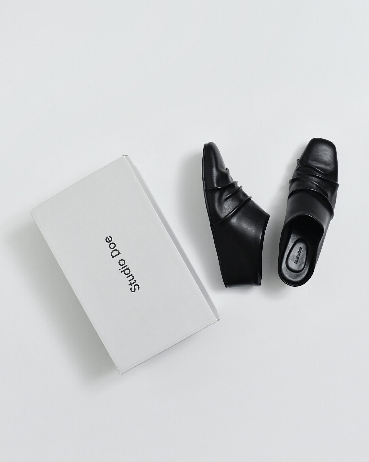 Studio Doe(スタジオドー)PUレザー プリーツデザイン インヒール ミュール Pleated Heeled Slippers ds-262ohl24