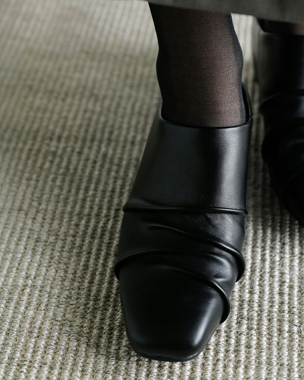 Studio Doe(スタジオドー)PUレザー プリーツデザイン インヒール ミュール Pleated Heeled Slippers ds-262ohl24
