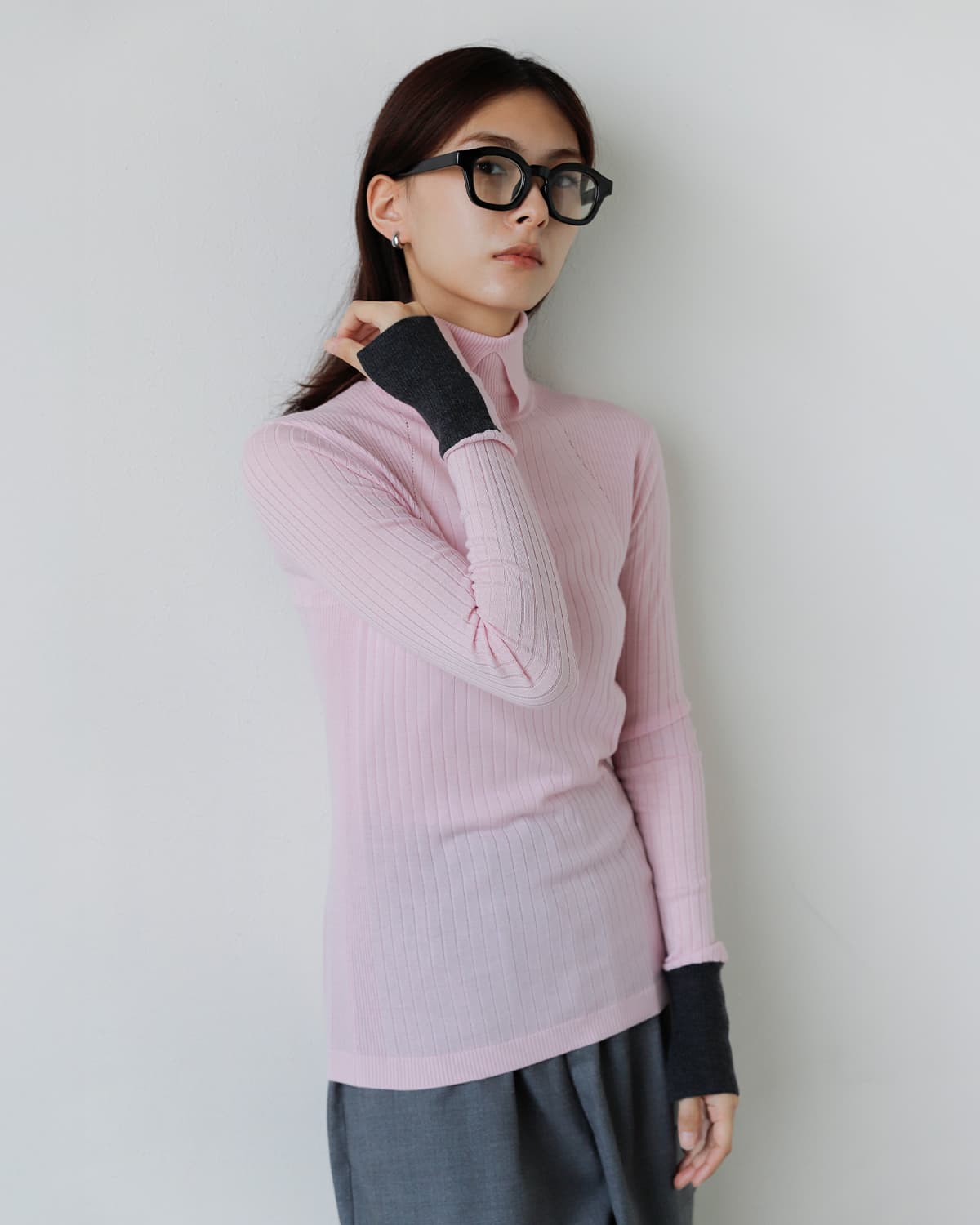 CINOH(チノ)ウール 配色袖 タートルネックニット 155 MICRON WOOL TURTLENECK KNIT f-50-036