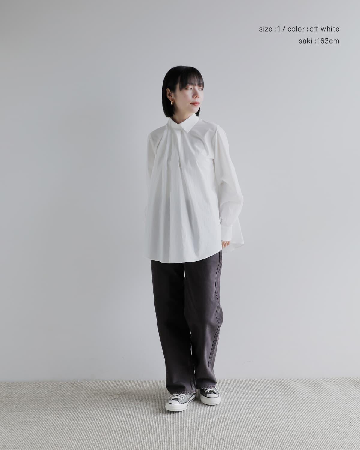 support surface(サポートサーフェス)コットン アシンメトリーカラー シャツ fcd27a349-tko0239