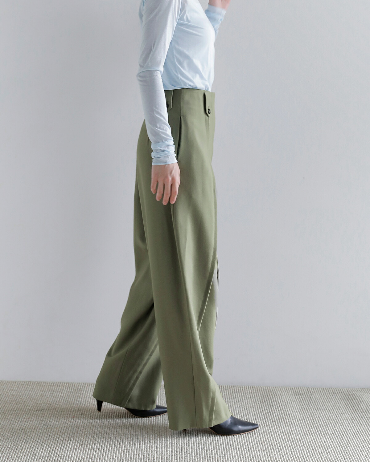 support surface(サポートサーフェス)ウール レイヤード スリット パンツ fpd27a142-tko0236 秋冬