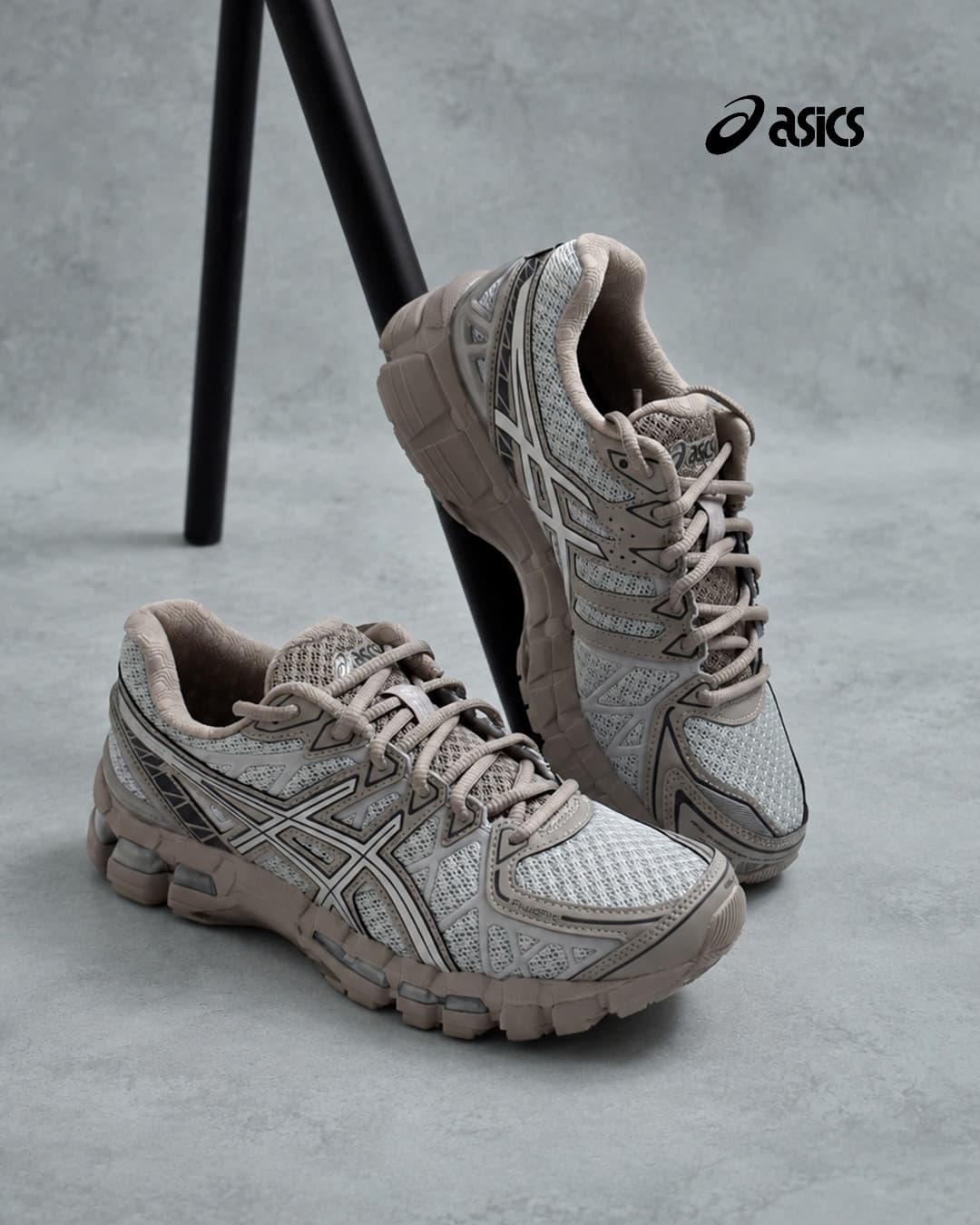 ASICSゲルカヤノ スポーツスタイル スニーカー  gel-kayano20-same2