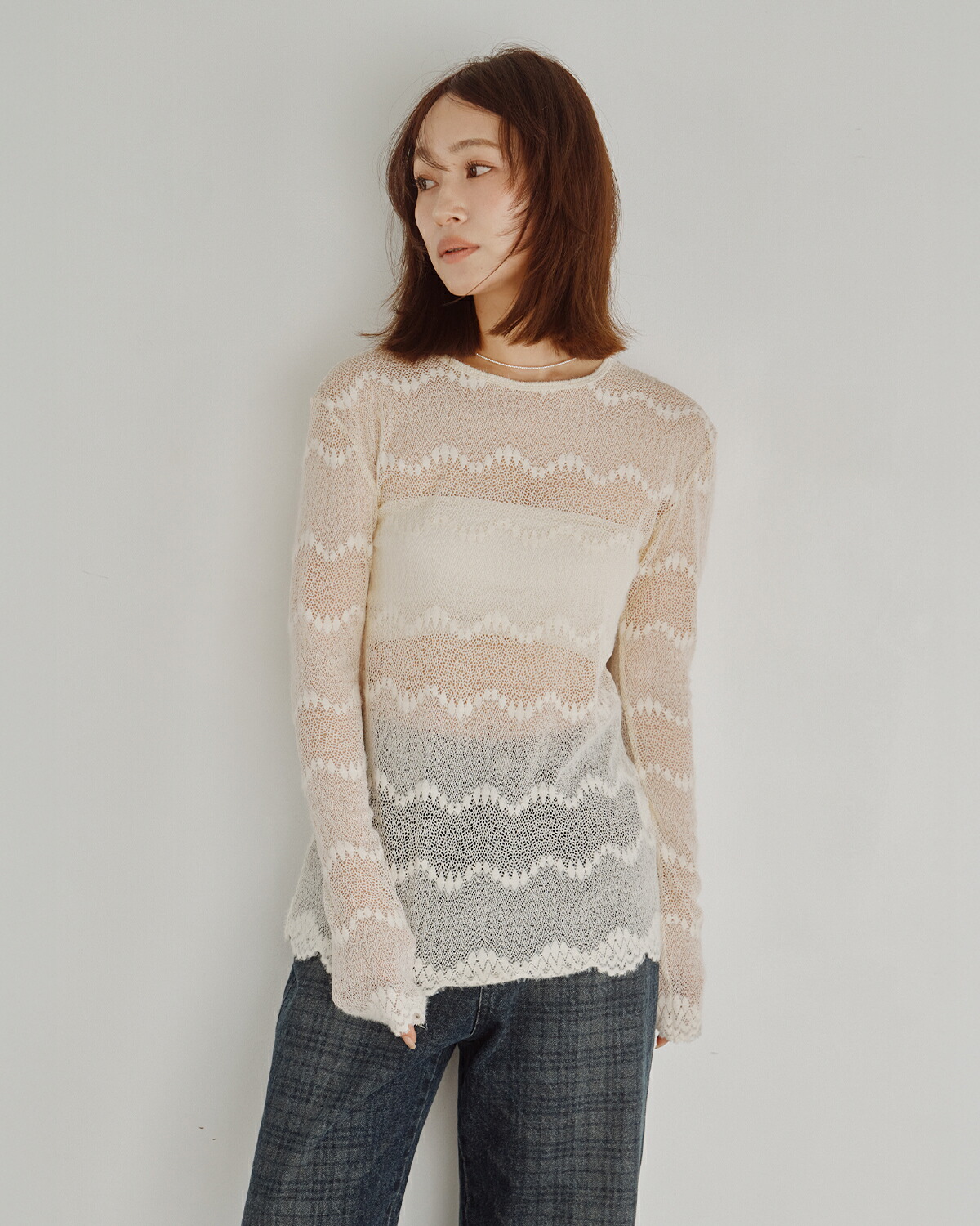 Hella(ヘラ)フロック レース シアー トップ Flocked Lace Sheer Top h263-17