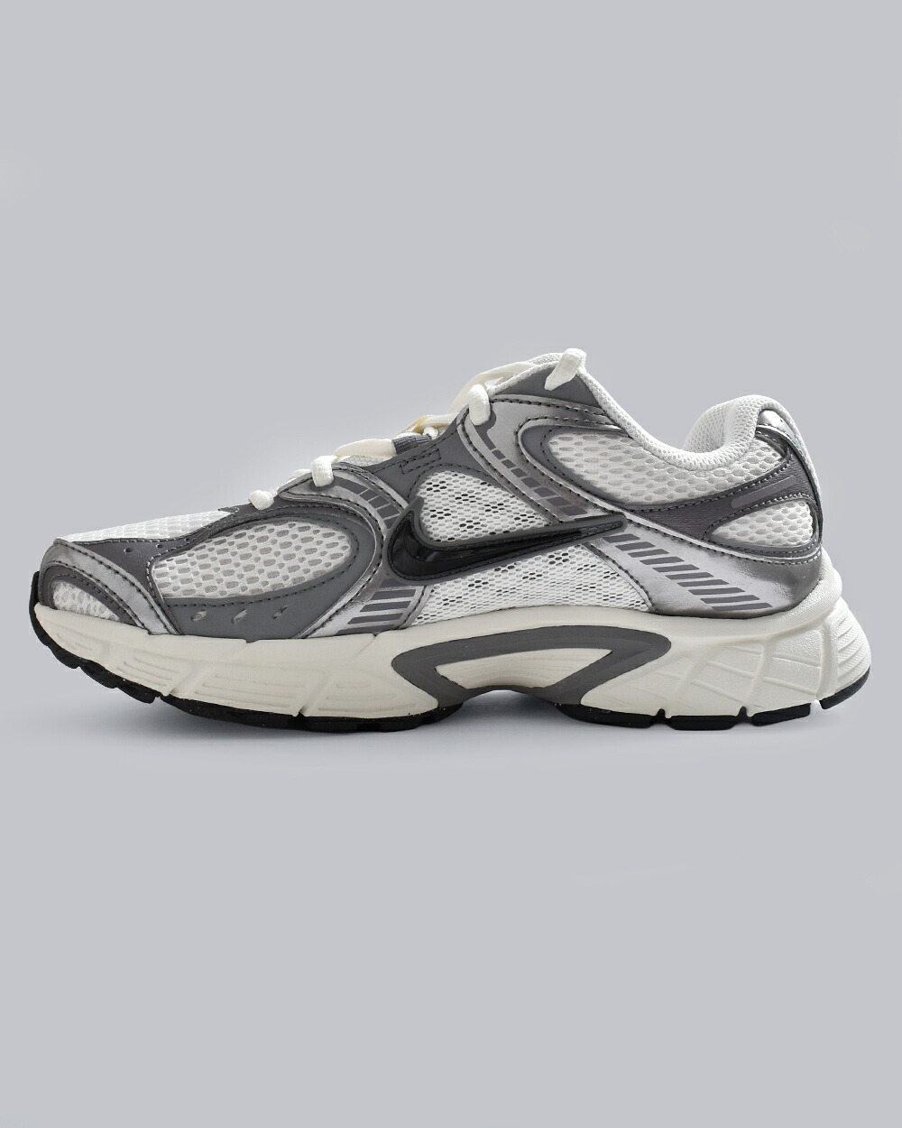 NIKEV5 RNR スニーカー hj5228