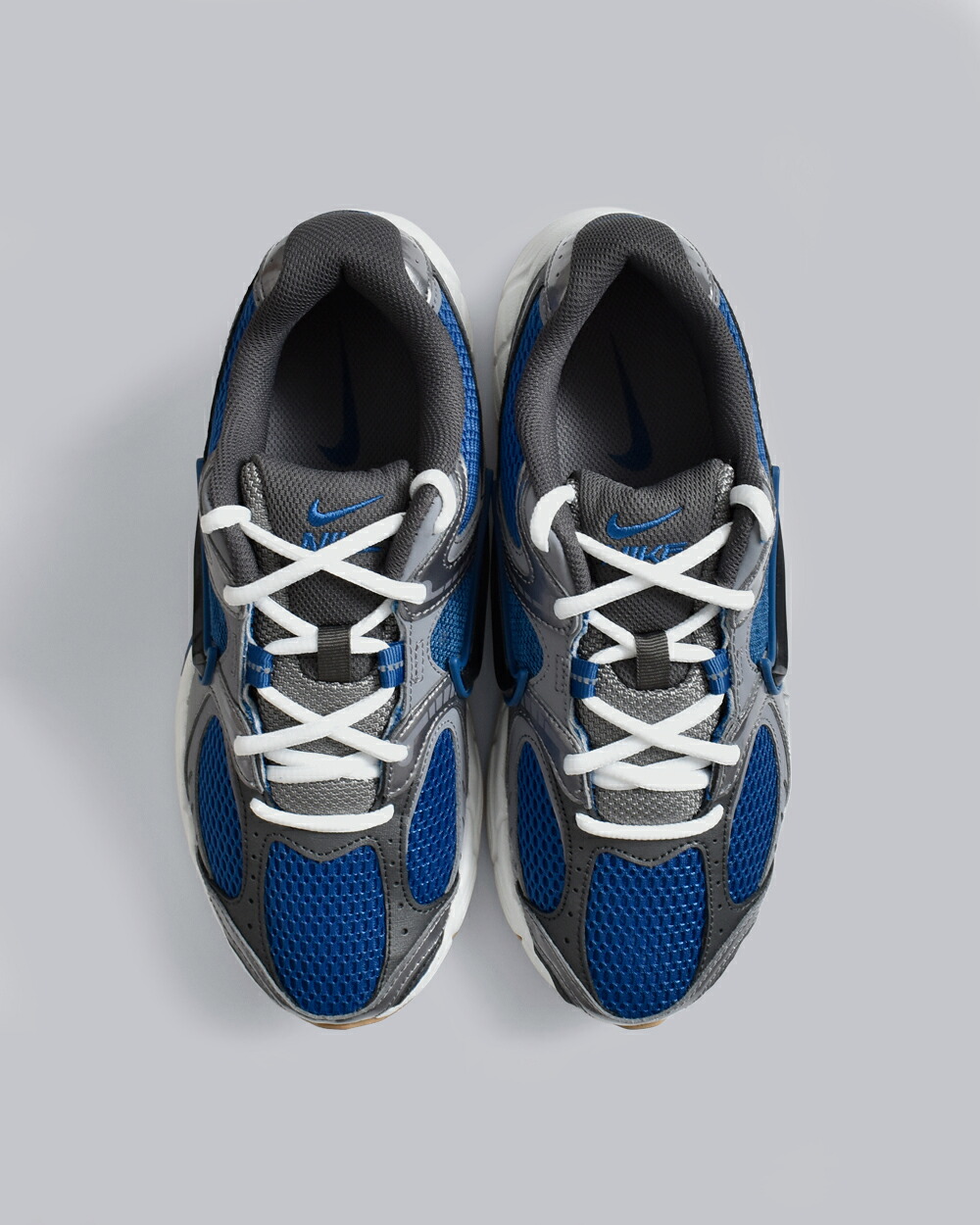 NIKEV5 RNR スニーカー hj5228
