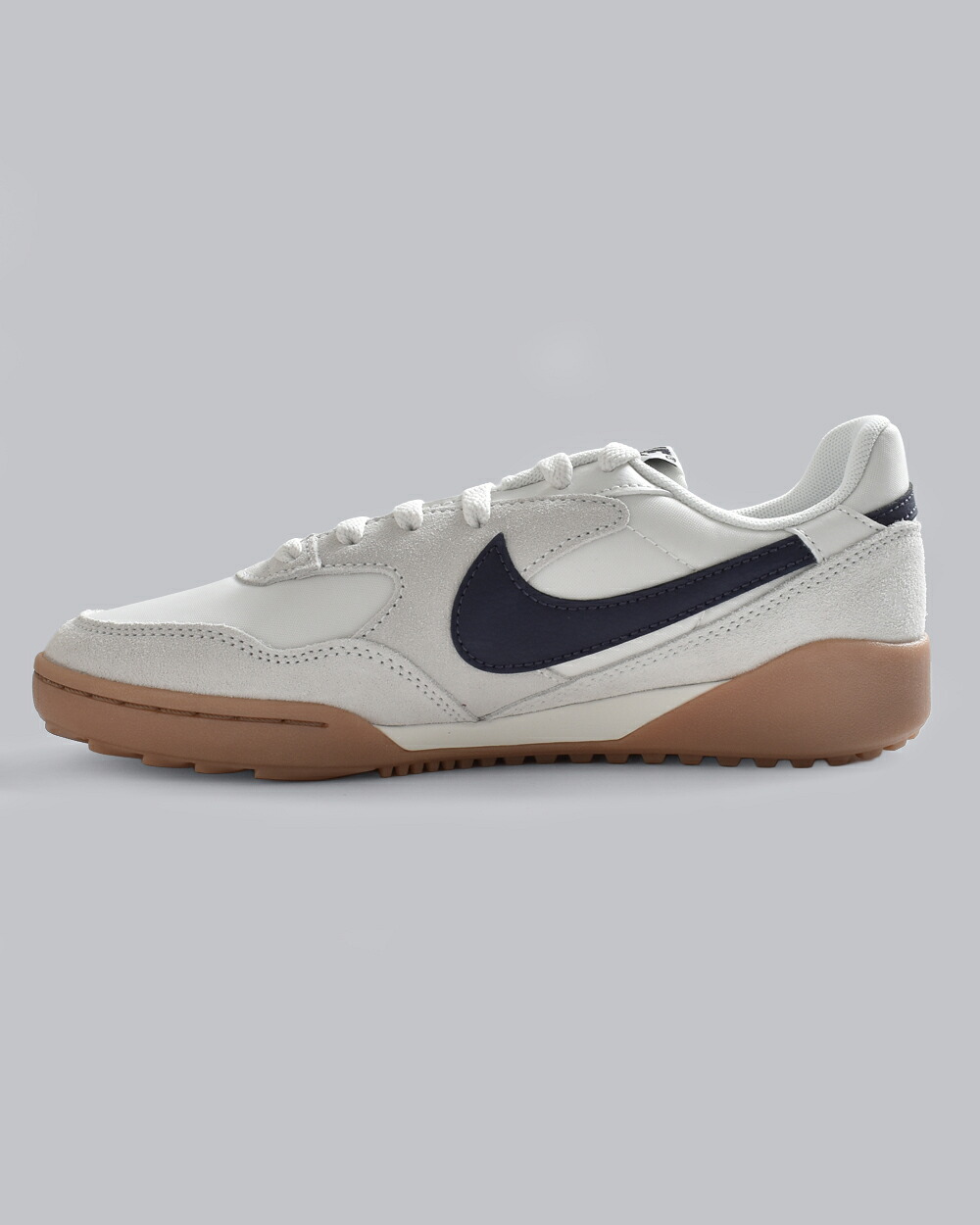 NIKEウィメンズ テラモンタ スエード スニーカー im6484