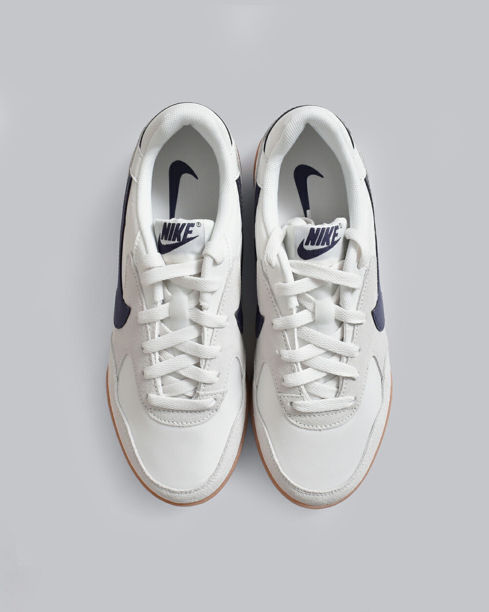 NIKEウィメンズ テラモンタ スエード スニーカー im6484