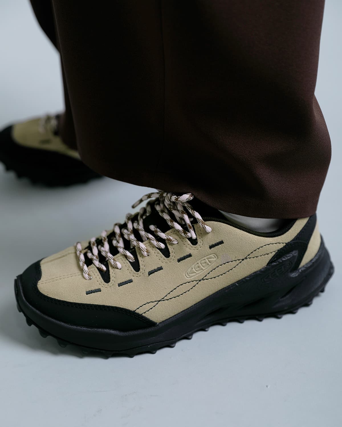 KEEN(キーン)ジャスパー ザイオニック アウトドアスニーカー JASPER ZIONIC jasper-zionic