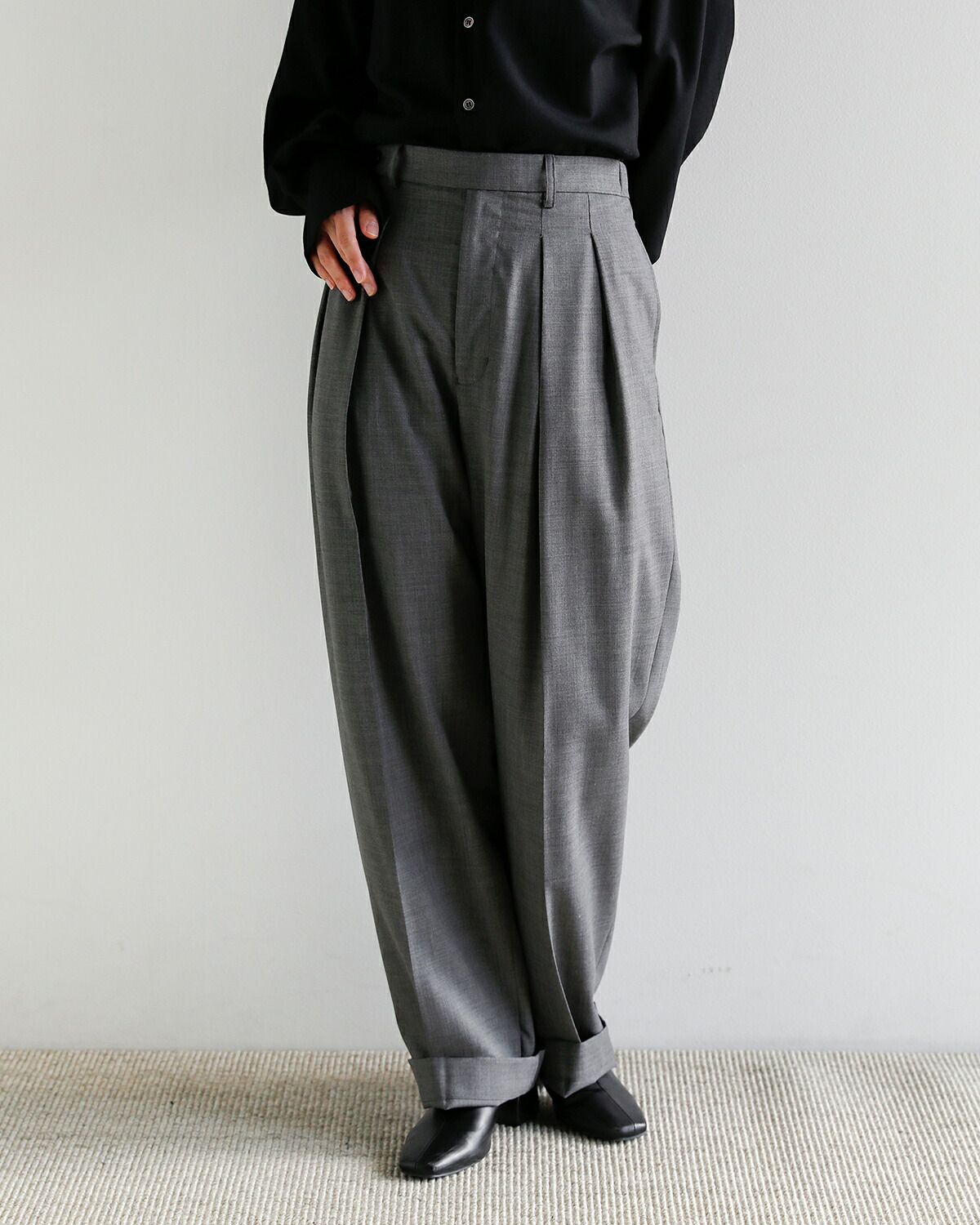 JUN MIKAMI(ジュンミカミ)ウール タックパンツ jm-26aw-4-j  秋冬