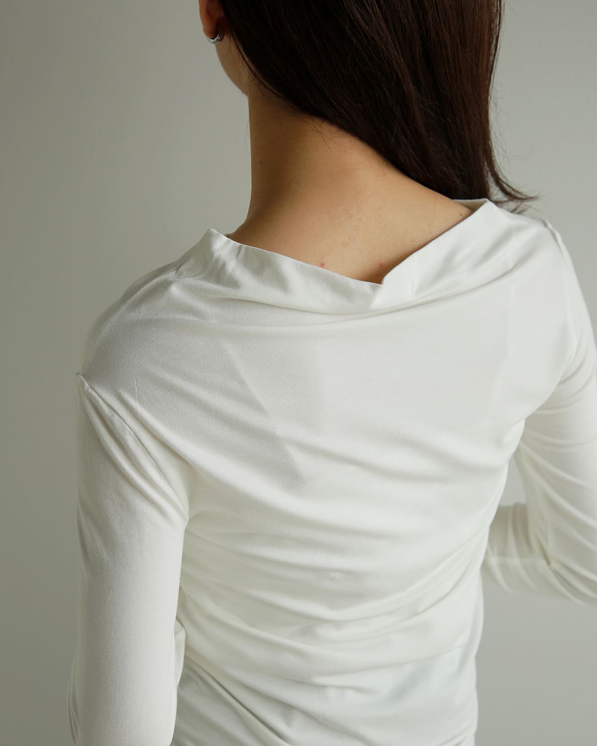 kiehtova(キエトバ)キエトヴァ ヴェール ドレープ 長袖カットソー VEIL DRAPE TOPS ktwr66