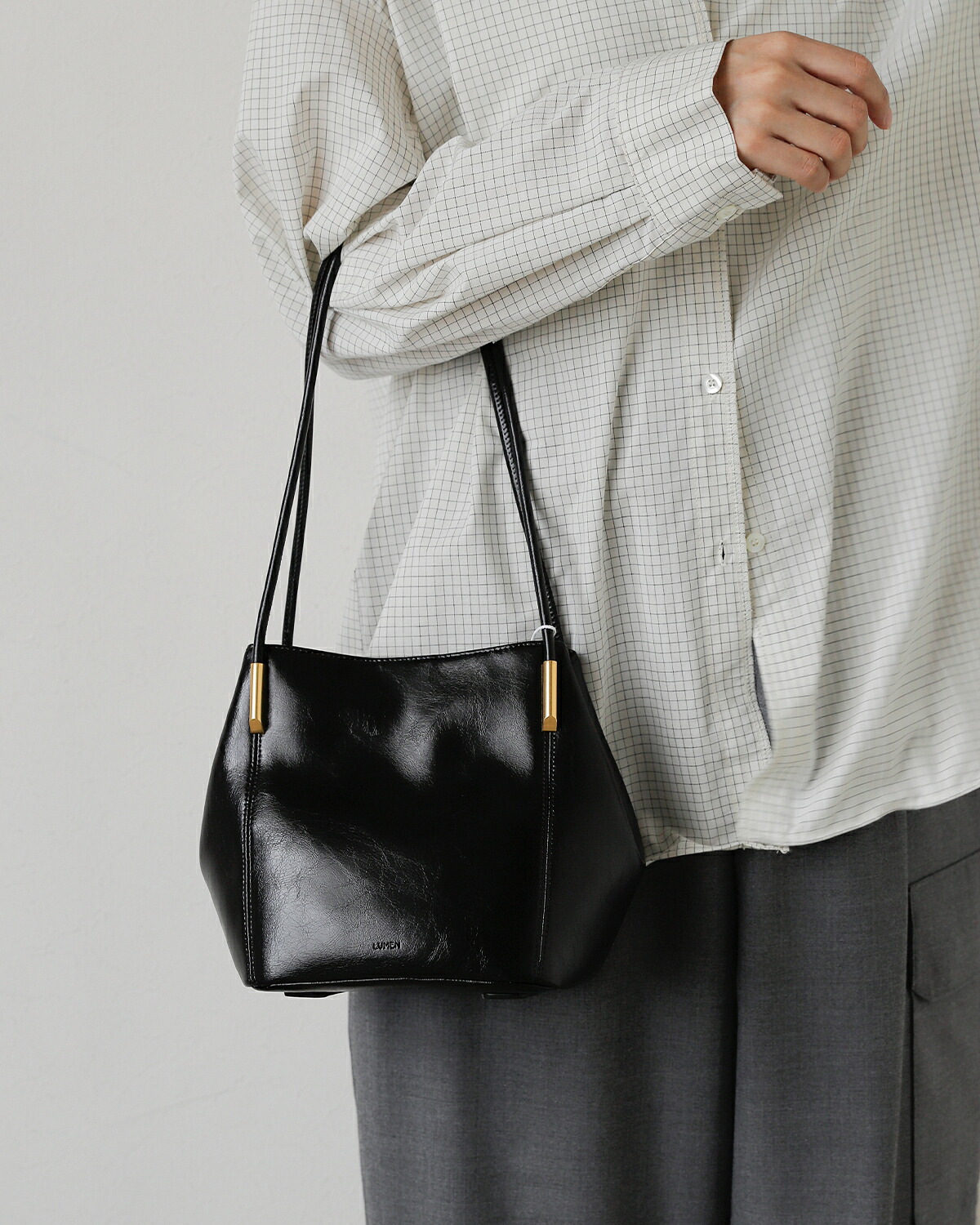 Atelier de LUMEN(アトリエ ド ルメン)カウレザー ショルダーバッグ MARRON BAG lll1f05