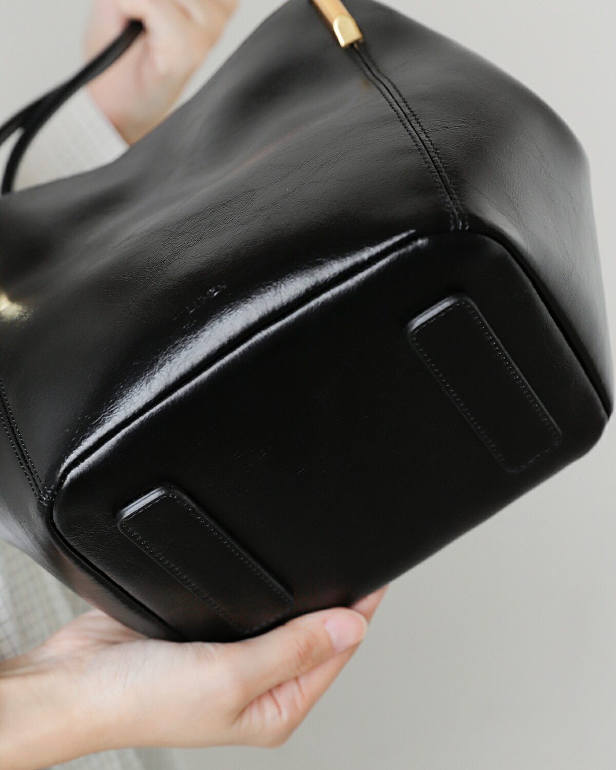 Atelier de LUMEN(アトリエ ド ルメン)カウレザー ショルダーバッグ MARRON BAG lll1f05