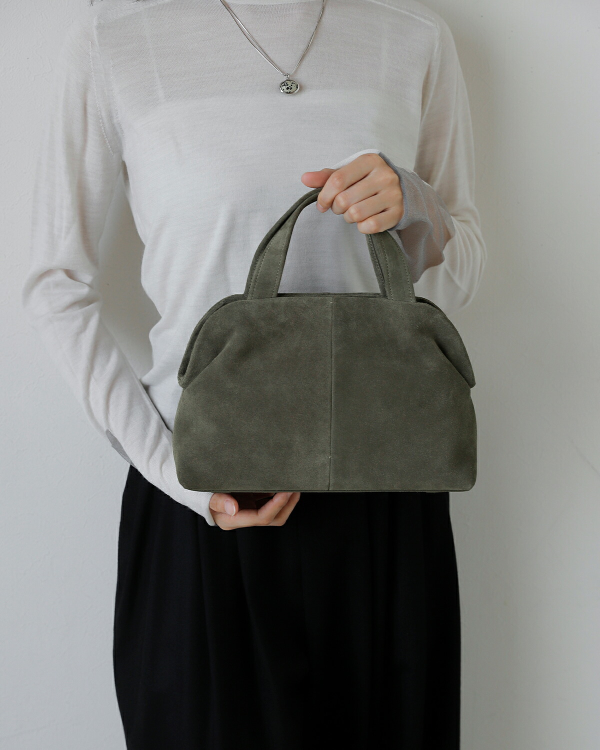 Atelier de LUMEN(アトリエ ド ルメン)カウレザー スエード ハンドバッグ PAVE PETIT BAG lll6f38
