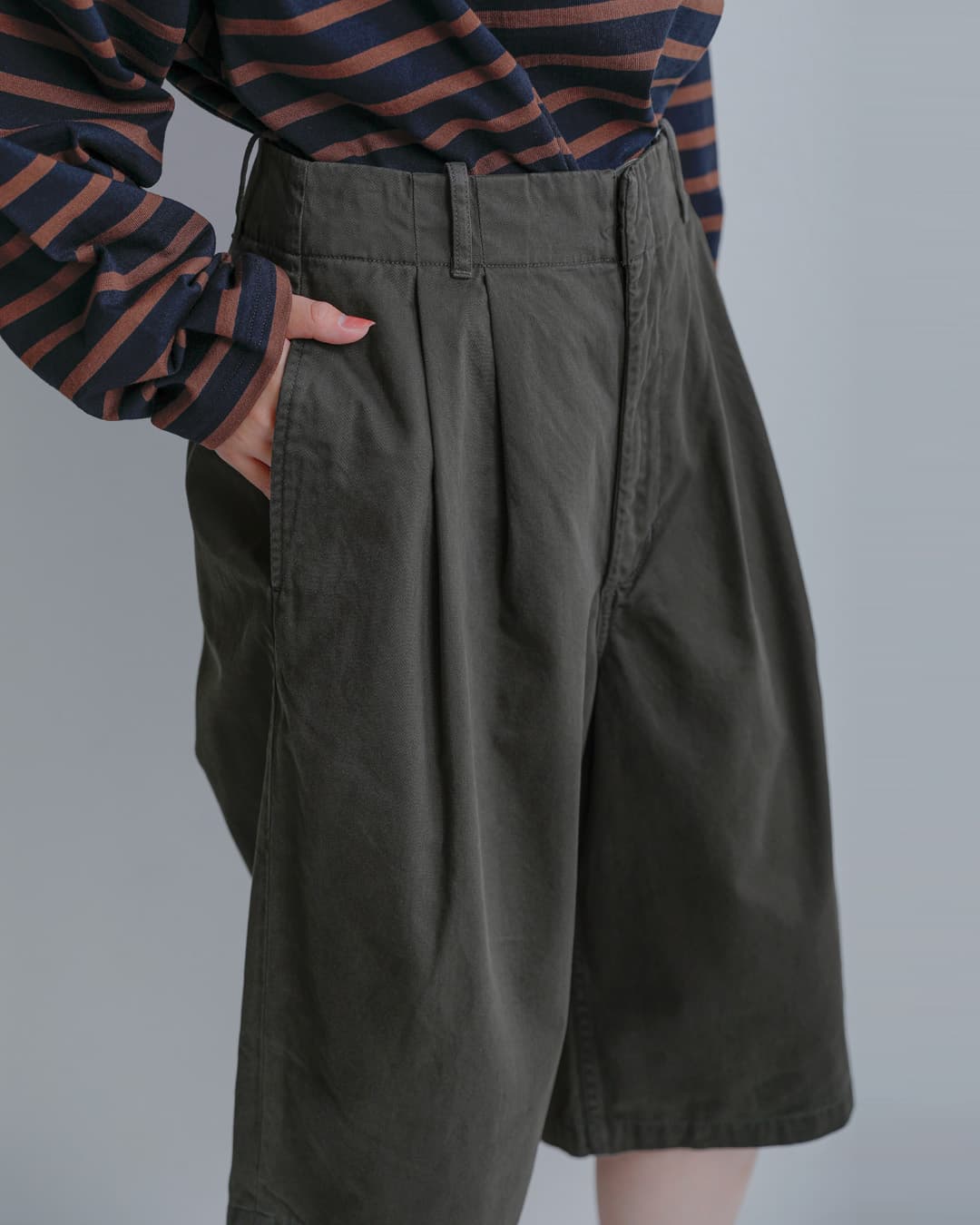 Le minor(ルミノア)コットン 2タック バミューダパンツ M52 BERMUDA lmc03404