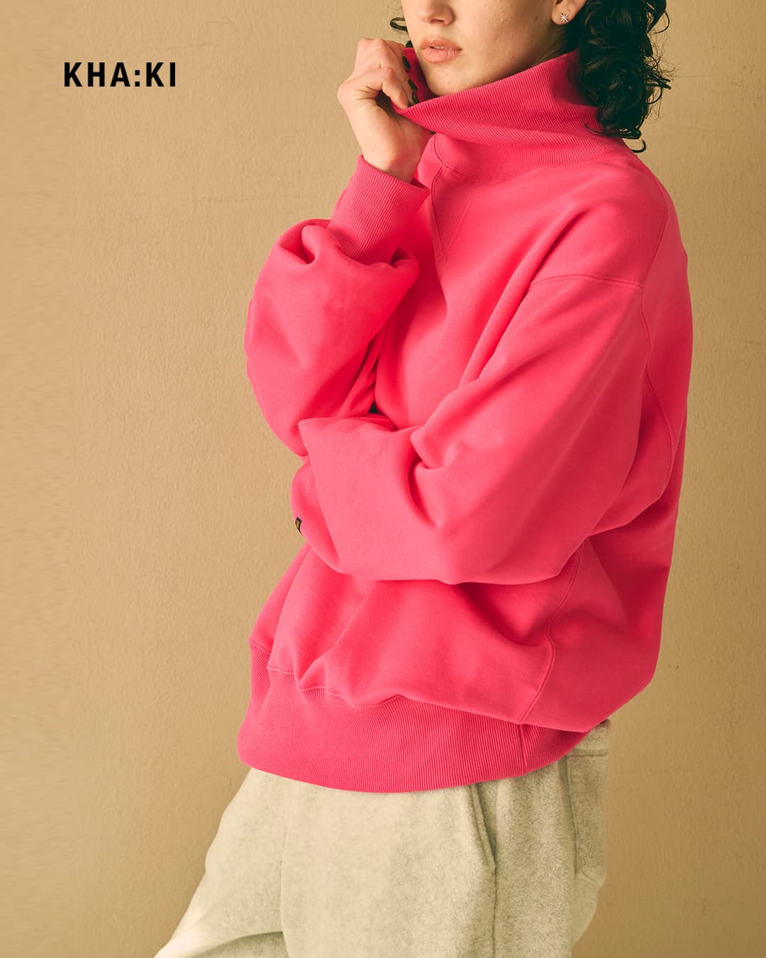 KHA:KIハイゲージコットン ハイネック スウェットシャツ HIGH NECK SWEAT SHIRT mil26fcs3509
